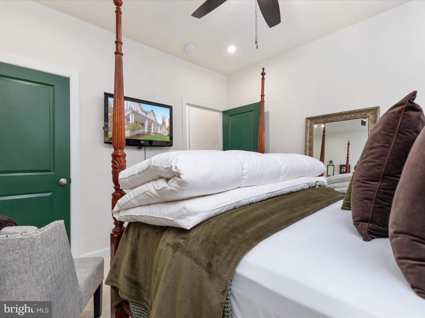 8524 LAROQUE RUN DR, FREDERICKSBURG, Virginia 22407, 6 Bedrooms Bedrooms, ,5 BathroomsBathrooms,Residential,For sale,8524 LAROQUE RUN DR,VASP2037056 MLS # VASP2037056 8524 LAROQUE RUN DR, FREDERICKSBURG, Virginia 22407, 6 Bedrooms Bedrooms, ,5 BathroomsBathrooms,Residential,For sale,8524 LAROQUE RUN DR,VASP2037056 MLS # VASP2037056