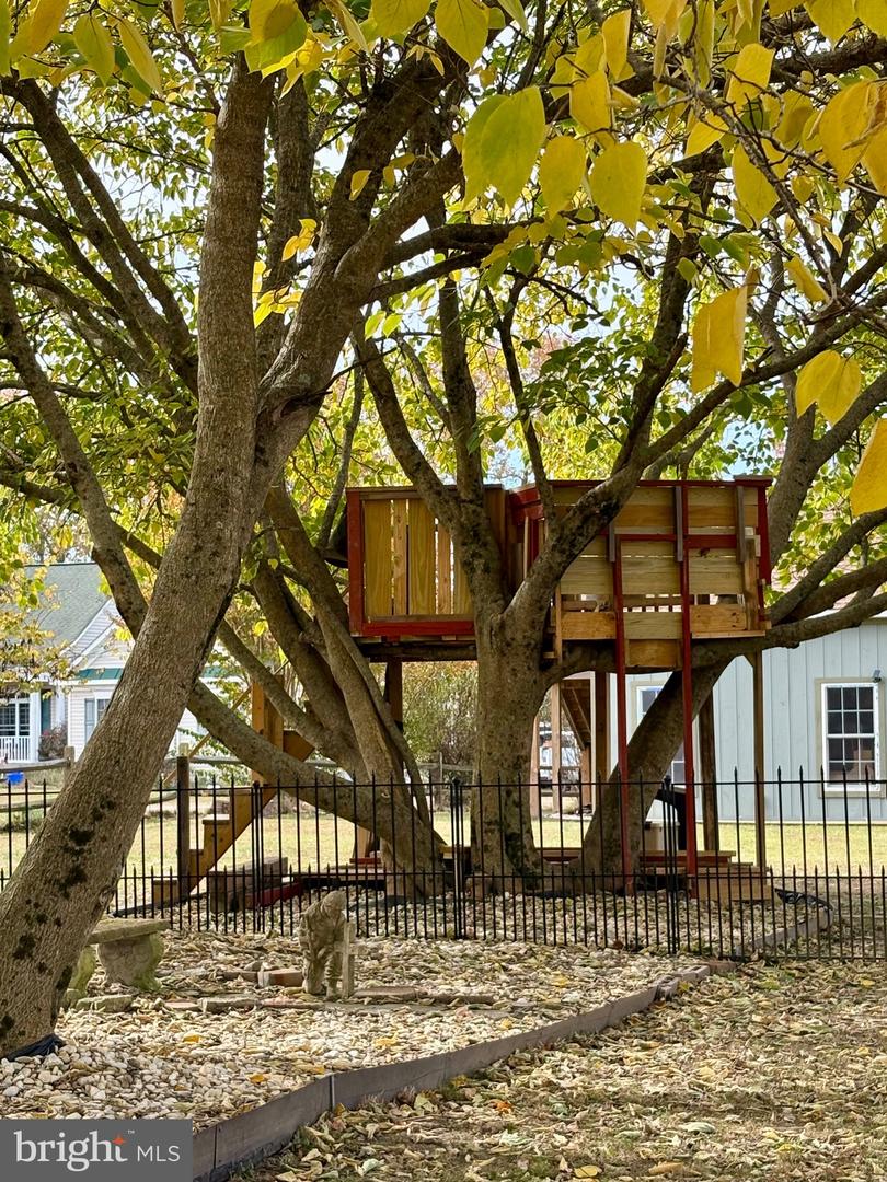 8158 TATE RD, RUTHER GLEN, Virginia 22546, 3 Bedrooms Bedrooms, ,2 BathroomsBathrooms,Residential,For sale,8158 TATE RD,VACV2009030 MLS # VACV2009030