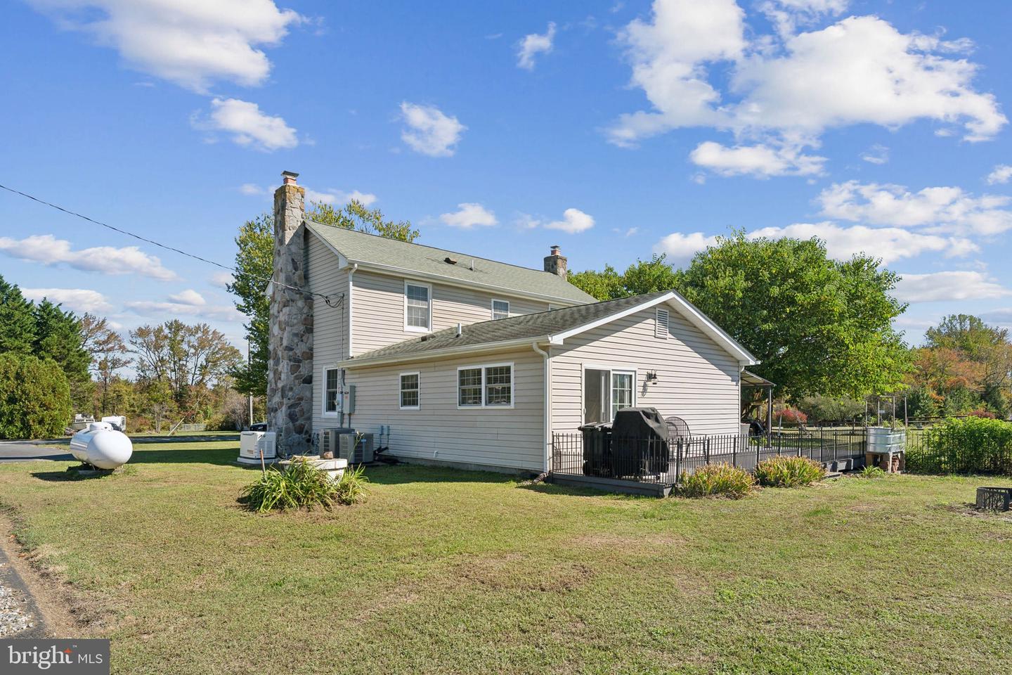 8158 TATE RD, RUTHER GLEN, Virginia 22546, 3 Bedrooms Bedrooms, ,2 BathroomsBathrooms,Residential,For sale,8158 TATE RD,VACV2009030 MLS # VACV2009030