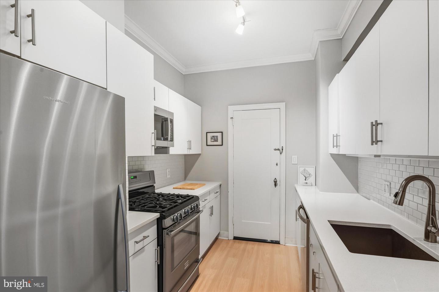 4700 CONNECTICUT AVE NW #206, WASHINGTON, District Of Columbia 20008, 2 Bedrooms Bedrooms, 5 Rooms Rooms,1 BathroomBathrooms,Residential,For sale,4700 CONNECTICUT AVE NW #206,DCDC2228070 MLS # DCDC2228070 4700 CONNECTICUT AVE NW #206, WASHINGTON, District Of Columbia 20008, 2 Bedrooms Bedrooms, 5 Rooms Rooms,1 BathroomBathrooms,Residential,For sale,4700 CONNECTICUT AVE NW #206,DCDC2228070 MLS # DCDC2228070