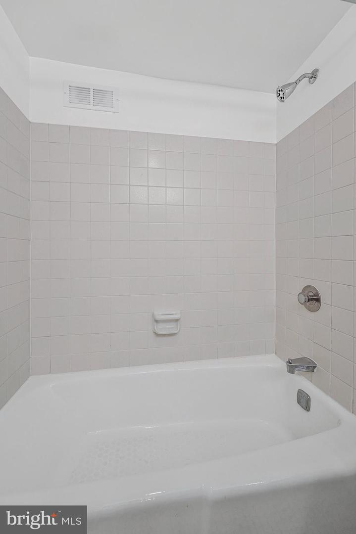 2300 PIMMIT DR #919, FALLS CHURCH, Virginia 22043, 2 Bedrooms Bedrooms, ,2 BathroomsBathrooms,Residential,For sale,2300 PIMMIT DR #919,VAFX2275492 MLS # VAFX2275492