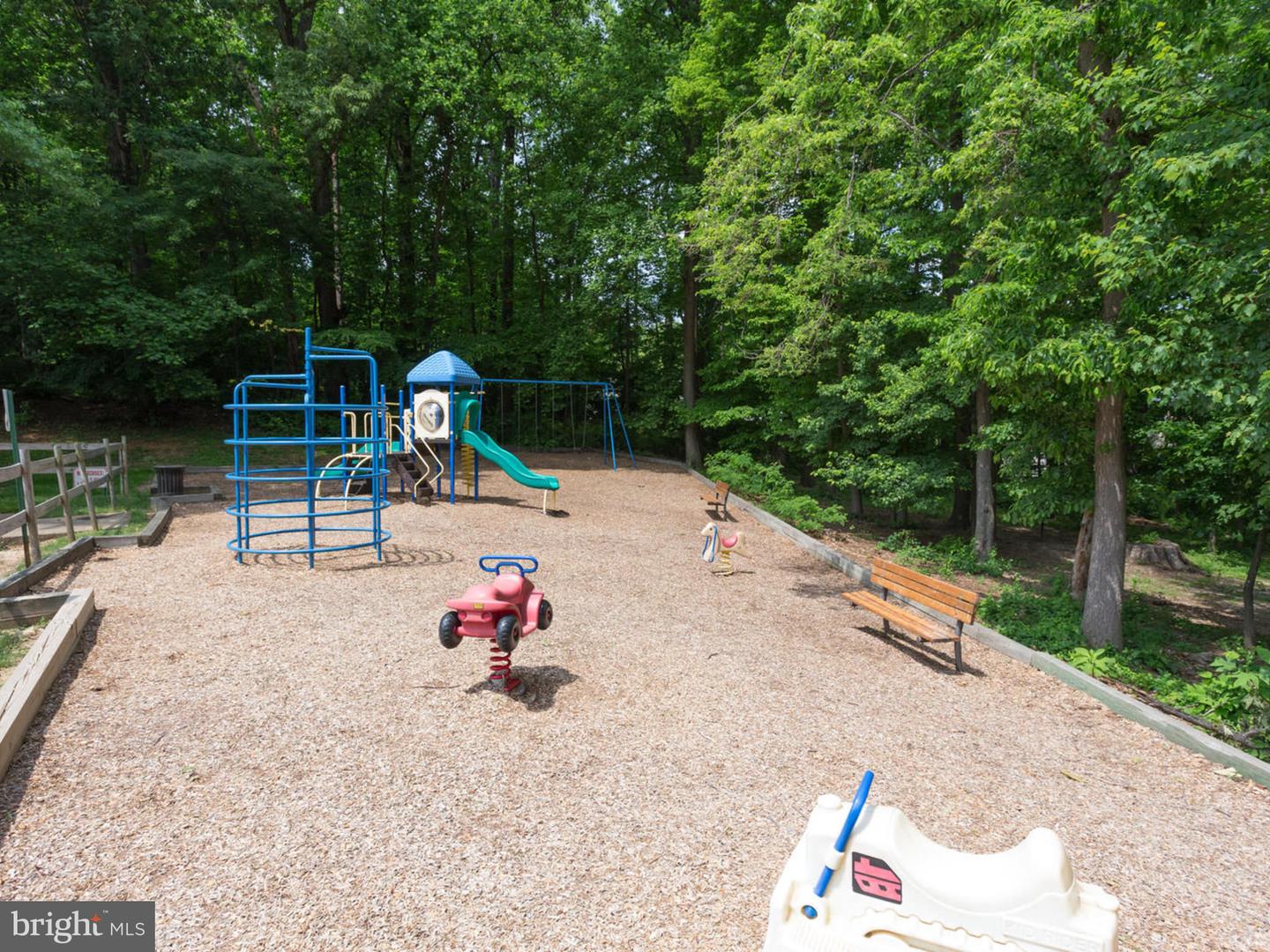 2300 PIMMIT DR #919, FALLS CHURCH, Virginia 22043, 2 Bedrooms Bedrooms, ,2 BathroomsBathrooms,Residential,For sale,2300 PIMMIT DR #919,VAFX2275492 MLS # VAFX2275492