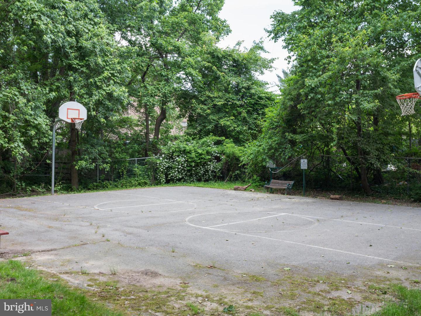 2300 PIMMIT DR #919, FALLS CHURCH, Virginia 22043, 2 Bedrooms Bedrooms, ,2 BathroomsBathrooms,Residential,For sale,2300 PIMMIT DR #919,VAFX2275492 MLS # VAFX2275492