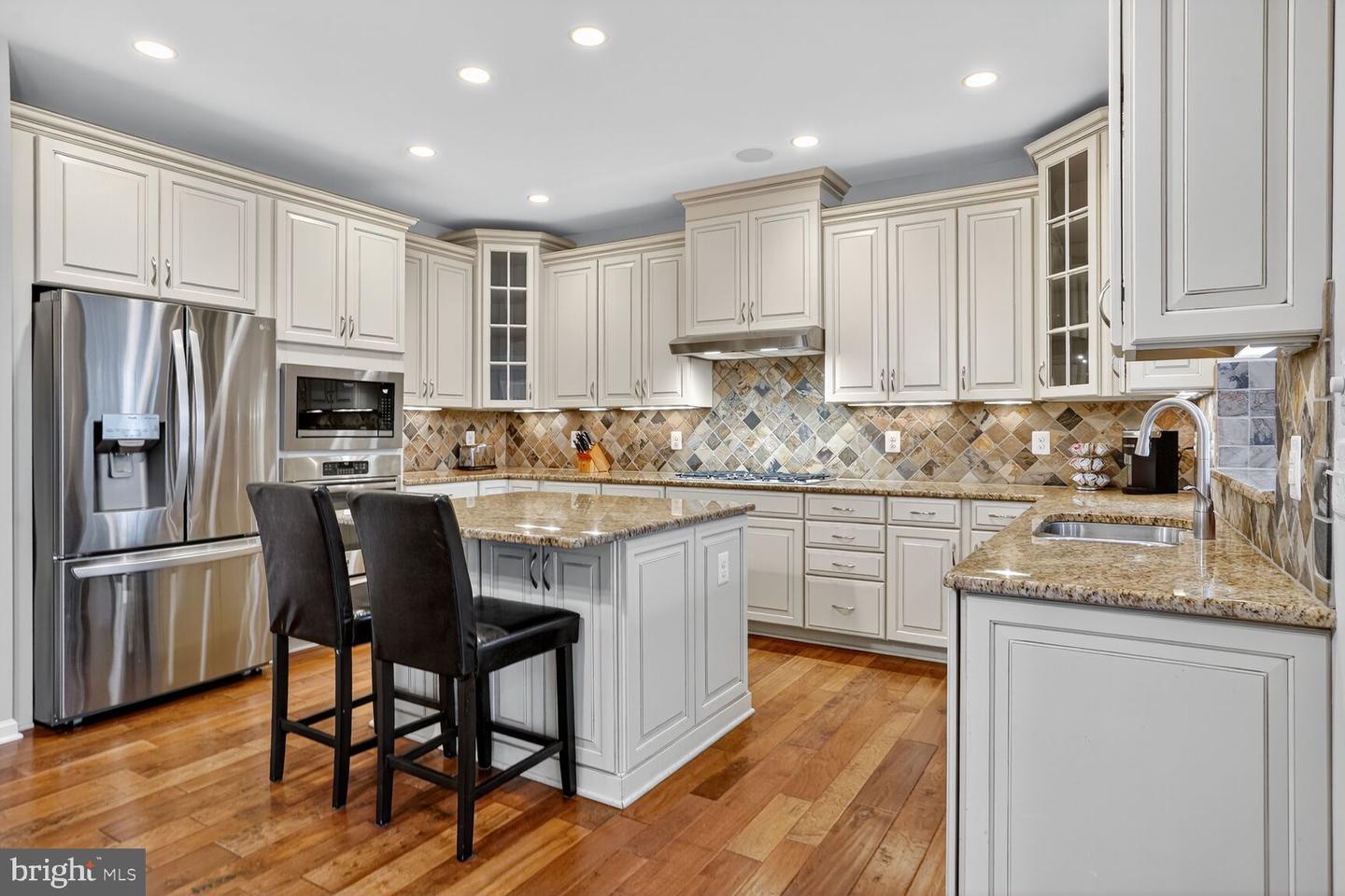 41381 LADYBUG CT, ALDIE, Virginia 20105, 5 Bedrooms Bedrooms, ,4 BathroomsBathrooms,Residential,For sale,41381 LADYBUG CT,VALO2109442 MLS # VALO2109442 41381 LADYBUG CT, ALDIE, Virginia 20105, 5 Bedrooms Bedrooms, ,4 BathroomsBathrooms,Residential,For sale,41381 LADYBUG CT,VALO2109442 MLS # VALO2109442