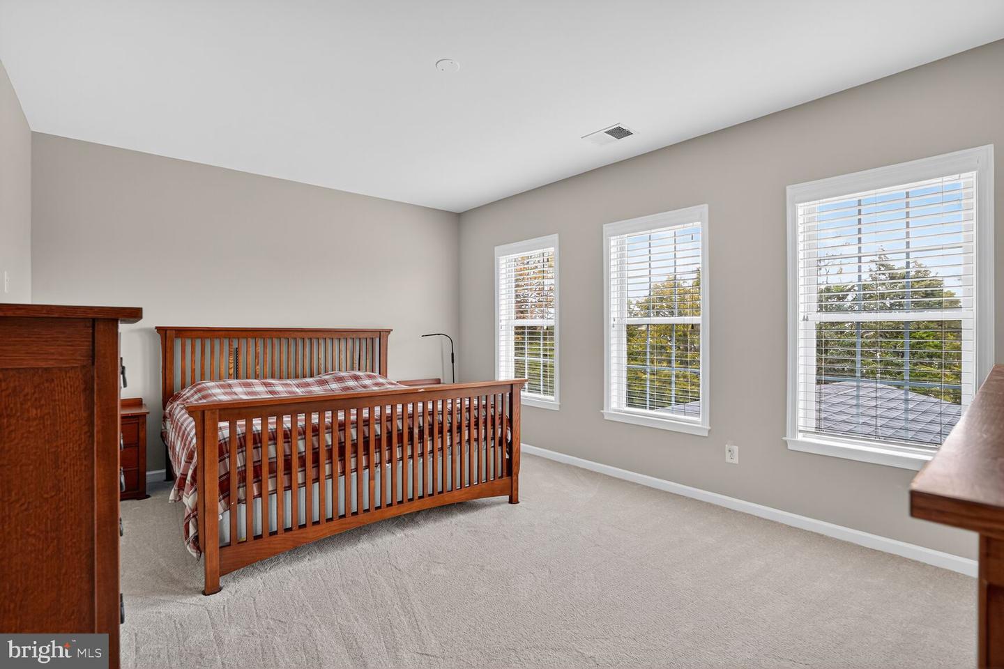 41381 LADYBUG CT, ALDIE, Virginia 20105, 5 Bedrooms Bedrooms, ,4 BathroomsBathrooms,Residential,For sale,41381 LADYBUG CT,VALO2109442 MLS # VALO2109442 41381 LADYBUG CT, ALDIE, Virginia 20105, 5 Bedrooms Bedrooms, ,4 BathroomsBathrooms,Residential,For sale,41381 LADYBUG CT,VALO2109442 MLS # VALO2109442