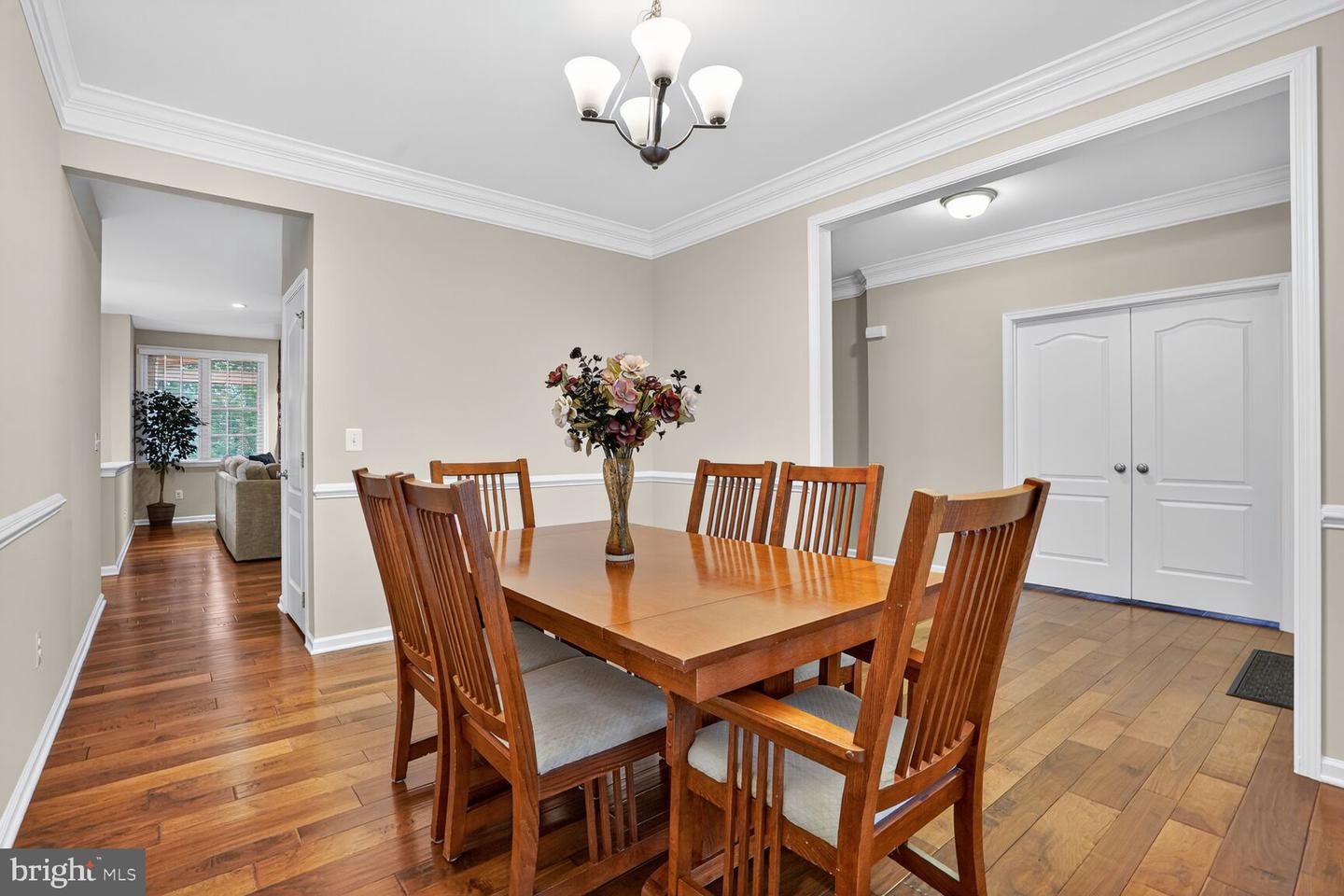 41381 LADYBUG CT, ALDIE, Virginia 20105, 5 Bedrooms Bedrooms, ,4 BathroomsBathrooms,Residential,For sale,41381 LADYBUG CT,VALO2109442 MLS # VALO2109442 41381 LADYBUG CT, ALDIE, Virginia 20105, 5 Bedrooms Bedrooms, ,4 BathroomsBathrooms,Residential,For sale,41381 LADYBUG CT,VALO2109442 MLS # VALO2109442