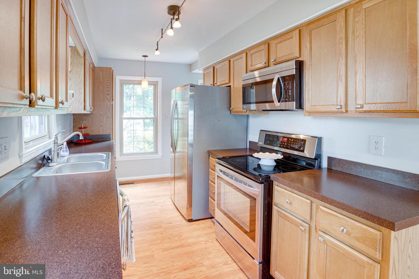 12020 TORREY PINE CT, WOODBRIDGE, Virginia 22192, 3 Bedrooms Bedrooms, ,2 BathroomsBathrooms,Residential,For sale,12020 TORREY PINE CT,VAPW2106670 MLS # VAPW2106670 12020 TORREY PINE CT, WOODBRIDGE, Virginia 22192, 3 Bedrooms Bedrooms, ,2 BathroomsBathrooms,Residential,For sale,12020 TORREY PINE CT,VAPW2106670 MLS # VAPW2106670