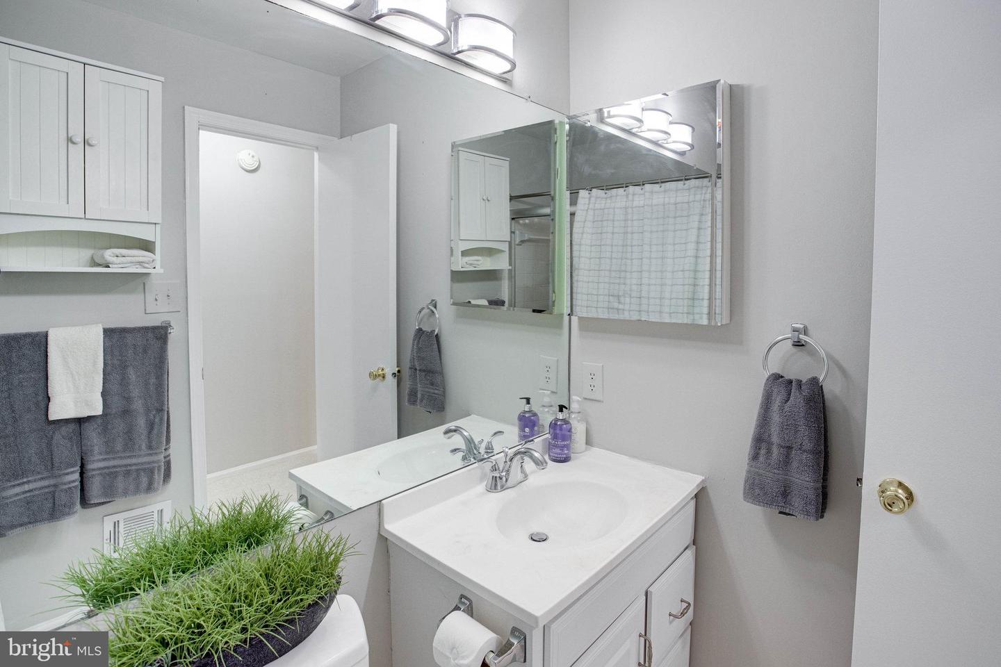 12020 TORREY PINE CT, WOODBRIDGE, Virginia 22192, 3 Bedrooms Bedrooms, ,2 BathroomsBathrooms,Residential,For sale,12020 TORREY PINE CT,VAPW2106670 MLS # VAPW2106670 12020 TORREY PINE CT, WOODBRIDGE, Virginia 22192, 3 Bedrooms Bedrooms, ,2 BathroomsBathrooms,Residential,For sale,12020 TORREY PINE CT,VAPW2106670 MLS # VAPW2106670