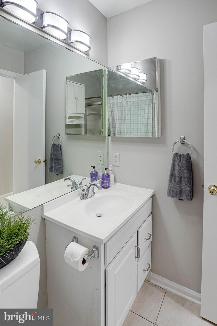 12020 TORREY PINE CT, WOODBRIDGE, Virginia 22192, 3 Bedrooms Bedrooms, ,2 BathroomsBathrooms,Residential,For sale,12020 TORREY PINE CT,VAPW2106670 MLS # VAPW2106670 12020 TORREY PINE CT, WOODBRIDGE, Virginia 22192, 3 Bedrooms Bedrooms, ,2 BathroomsBathrooms,Residential,For sale,12020 TORREY PINE CT,VAPW2106670 MLS # VAPW2106670