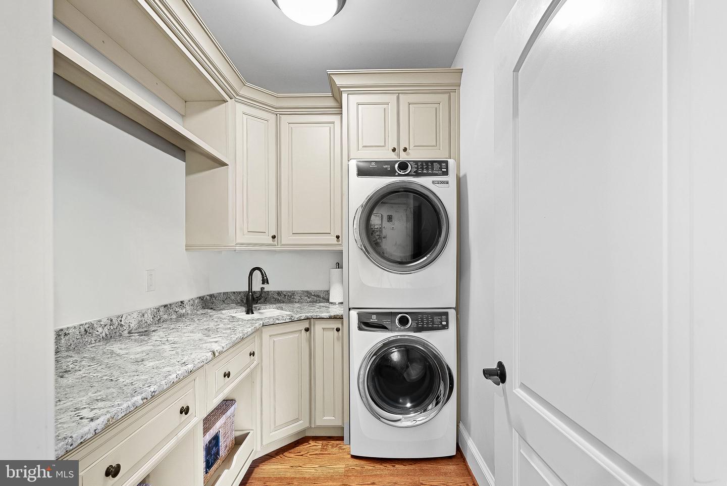 40737 GRENATA PRESERVE PL, LEESBURG, Virginia 20175, 6 Bedrooms Bedrooms, 16 Rooms Rooms,5 BathroomsBathrooms,Residential,For sale,40737 GRENATA PRESERVE PL,VALO2109768 MLS # VALO2109768