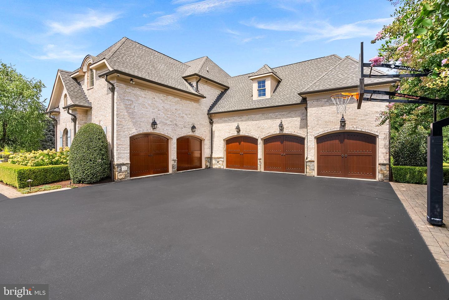 40737 GRENATA PRESERVE PL, LEESBURG, Virginia 20175, 6 Bedrooms Bedrooms, 16 Rooms Rooms,5 BathroomsBathrooms,Residential,For sale,40737 GRENATA PRESERVE PL,VALO2109768 MLS # VALO2109768