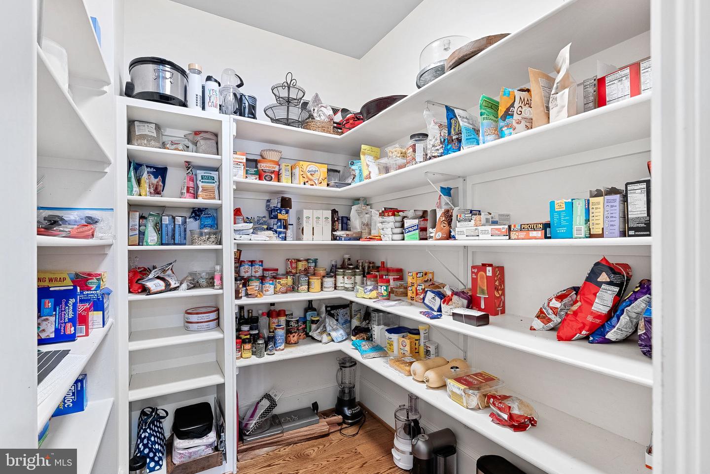 40737 GRENATA PRESERVE PL, LEESBURG, Virginia 20175, 6 Bedrooms Bedrooms, 16 Rooms Rooms,5 BathroomsBathrooms,Residential,For sale,40737 GRENATA PRESERVE PL,VALO2109768 MLS # VALO2109768