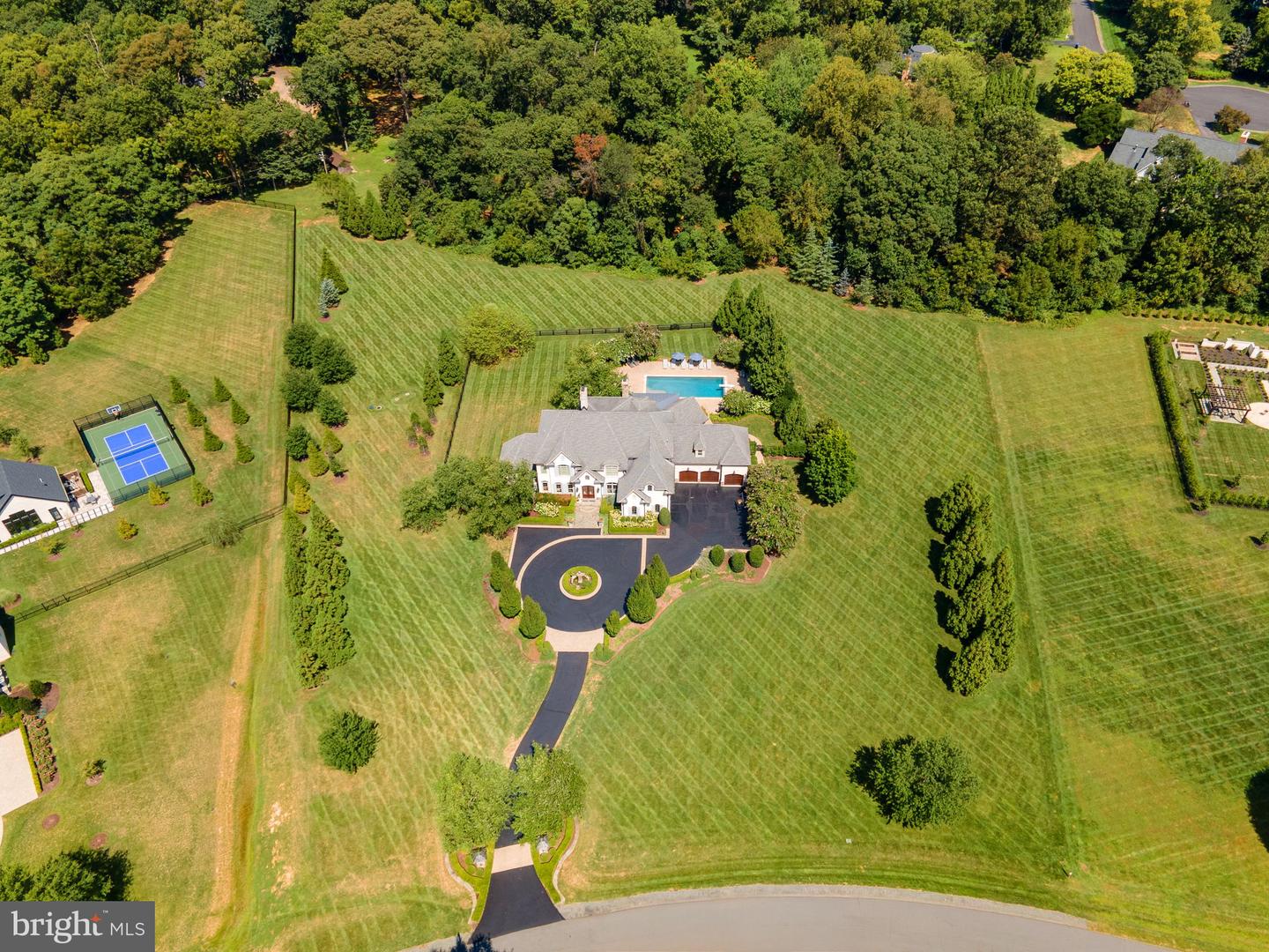 40737 GRENATA PRESERVE PL, LEESBURG, Virginia 20175, 6 Bedrooms Bedrooms, 16 Rooms Rooms,5 BathroomsBathrooms,Residential,For sale,40737 GRENATA PRESERVE PL,VALO2109768 MLS # VALO2109768