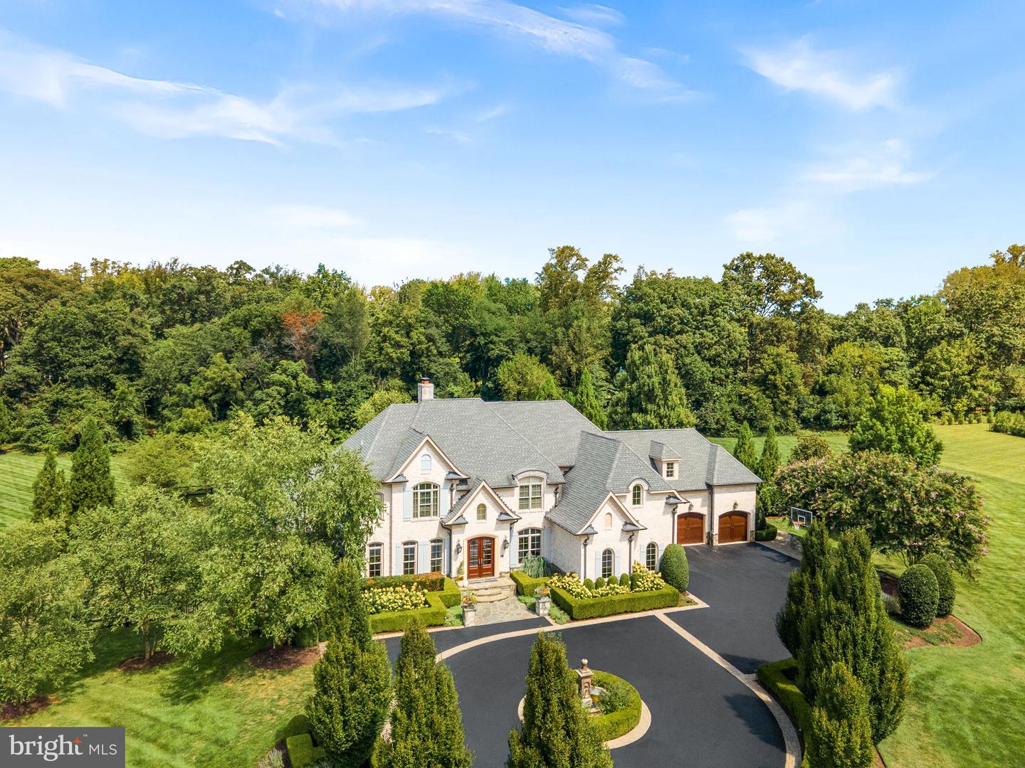 40737 GRENATA PRESERVE PL, LEESBURG, Virginia 20175, 6 Bedrooms Bedrooms, 16 Rooms Rooms,5 BathroomsBathrooms,Residential,For sale,40737 GRENATA PRESERVE PL,VALO2109768 MLS # VALO2109768