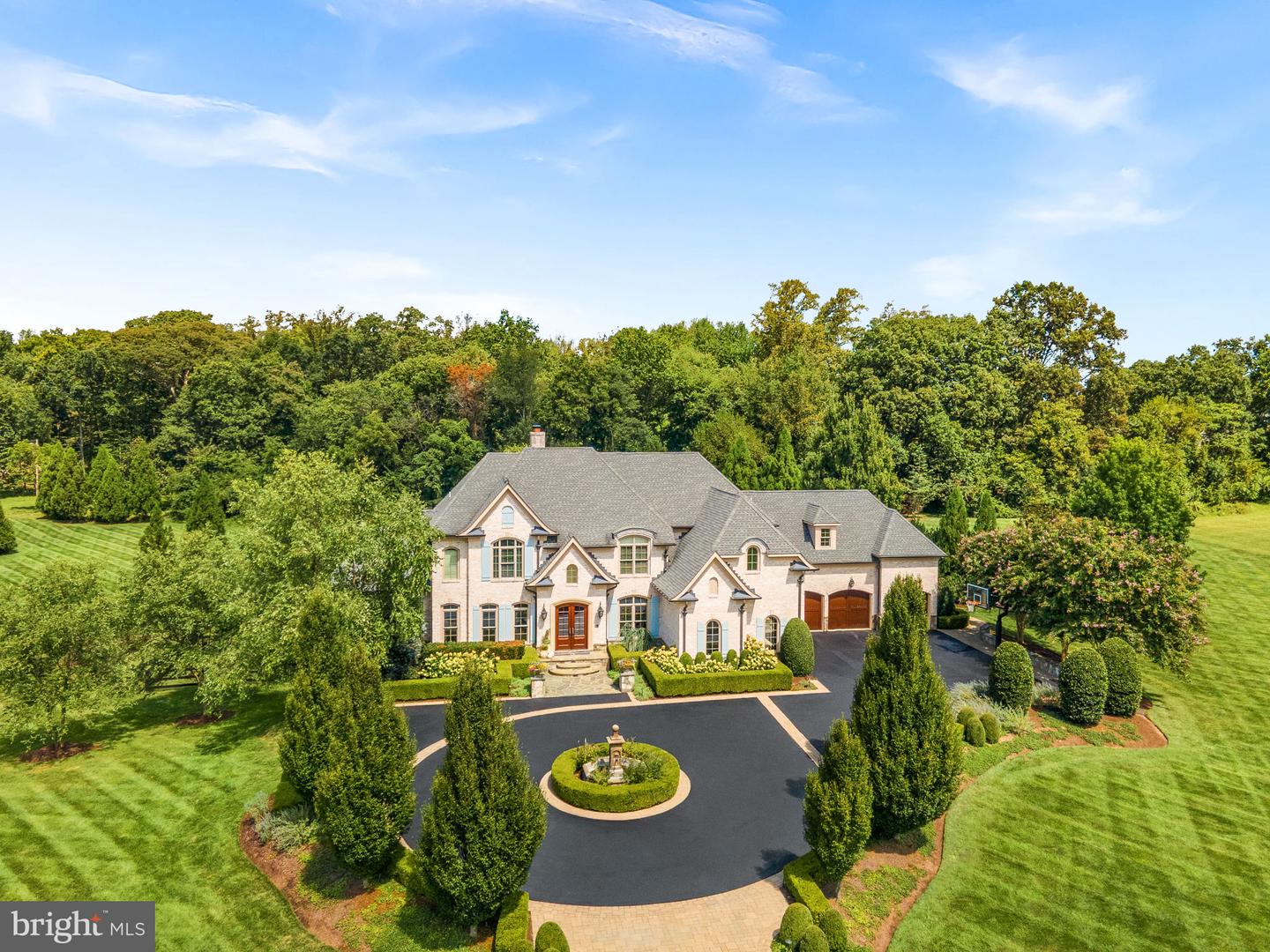 40737 GRENATA PRESERVE PL, LEESBURG, Virginia 20175, 6 Bedrooms Bedrooms, 16 Rooms Rooms,5 BathroomsBathrooms,Residential,For sale,40737 GRENATA PRESERVE PL,VALO2109768 MLS # VALO2109768