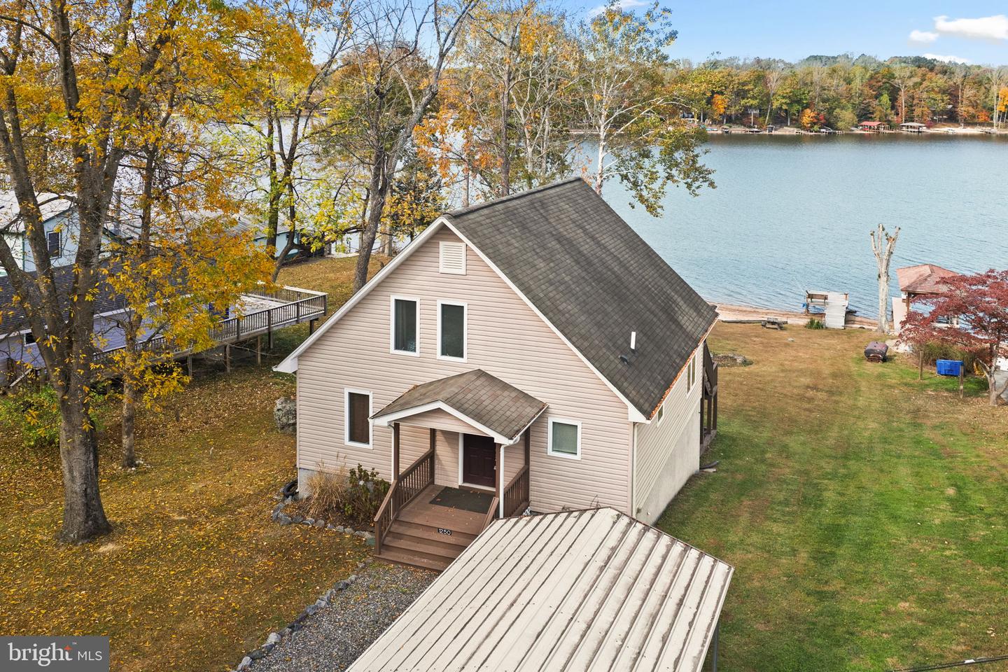 1250 S LAKESHORE DR, LOUISA, Virginia 23093, 2 Bedrooms Bedrooms, 10 Rooms Rooms,1 BathroomBathrooms,Residential,For sale,1250 S LAKESHORE DR,VALA2008802 MLS # VALA2008802 1250 S LAKESHORE DR, LOUISA, Virginia 23093, 2 Bedrooms Bedrooms, 10 Rooms Rooms,1 BathroomBathrooms,Residential,For sale,1250 S LAKESHORE DR,VALA2008802 MLS # VALA2008802