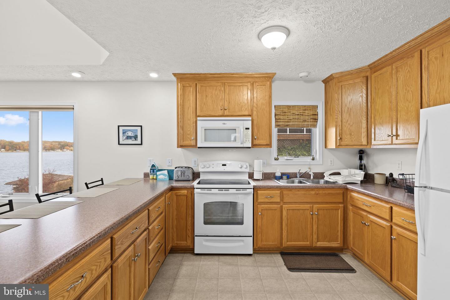 1250 S LAKESHORE DR, LOUISA, Virginia 23093, 2 Bedrooms Bedrooms, 10 Rooms Rooms,1 BathroomBathrooms,Residential,For sale,1250 S LAKESHORE DR,VALA2008802 MLS # VALA2008802 1250 S LAKESHORE DR, LOUISA, Virginia 23093, 2 Bedrooms Bedrooms, 10 Rooms Rooms,1 BathroomBathrooms,Residential,For sale,1250 S LAKESHORE DR,VALA2008802 MLS # VALA2008802