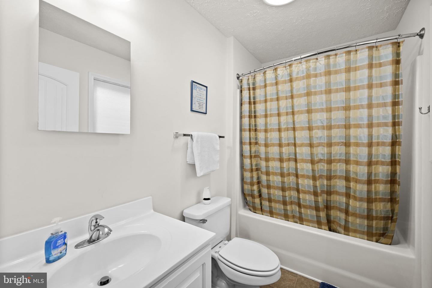 1250 S LAKESHORE DR, LOUISA, Virginia 23093, 2 Bedrooms Bedrooms, 10 Rooms Rooms,1 BathroomBathrooms,Residential,For sale,1250 S LAKESHORE DR,VALA2008802 MLS # VALA2008802 1250 S LAKESHORE DR, LOUISA, Virginia 23093, 2 Bedrooms Bedrooms, 10 Rooms Rooms,1 BathroomBathrooms,Residential,For sale,1250 S LAKESHORE DR,VALA2008802 MLS # VALA2008802