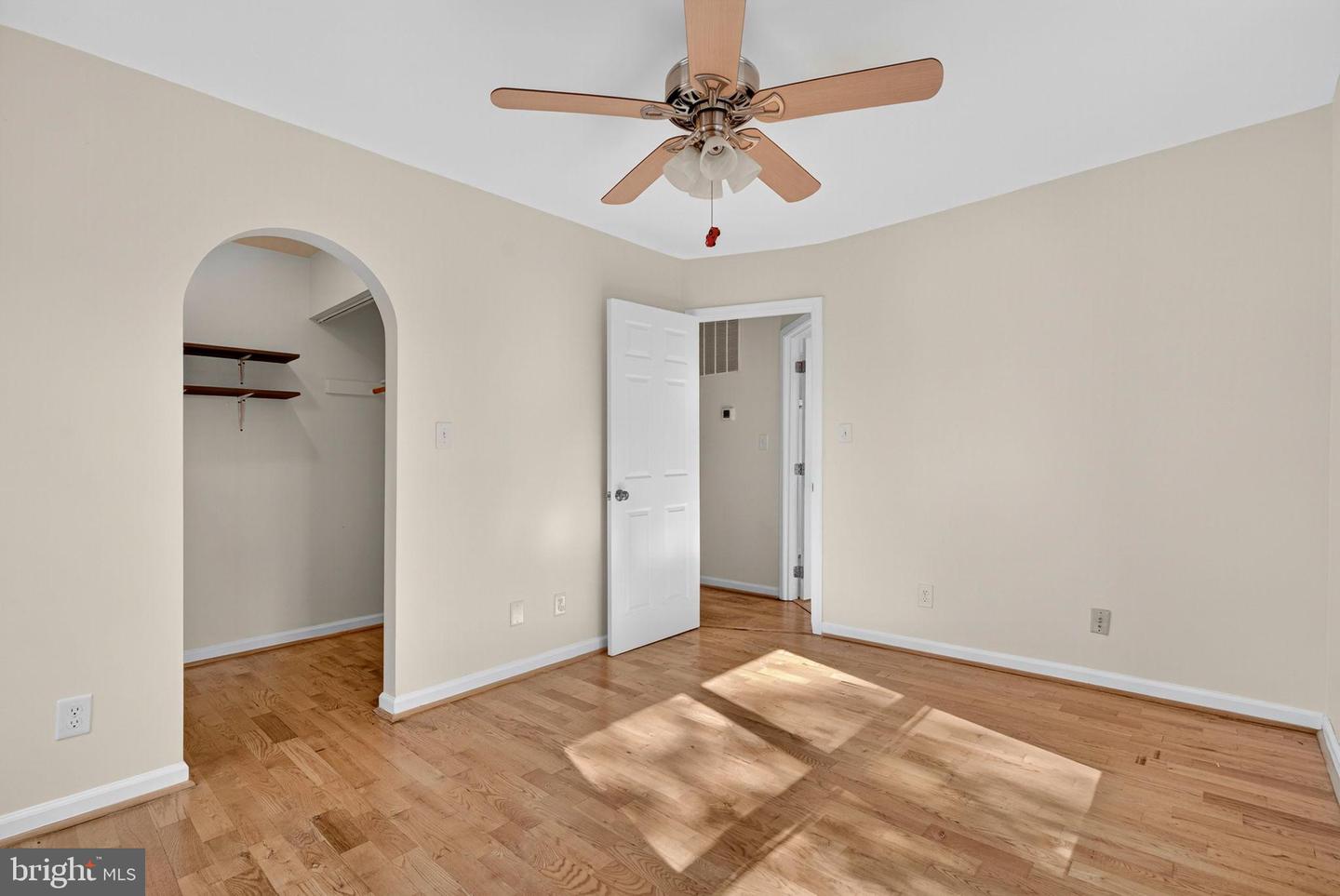 5 CRESTVIEW DR, FRONT ROYAL, Virginia 22630, 3 Bedrooms Bedrooms, 5 Rooms Rooms,2 BathroomsBathrooms,Residential,For sale,5 CRESTVIEW DR,VAWR2012674 MLS # VAWR2012674