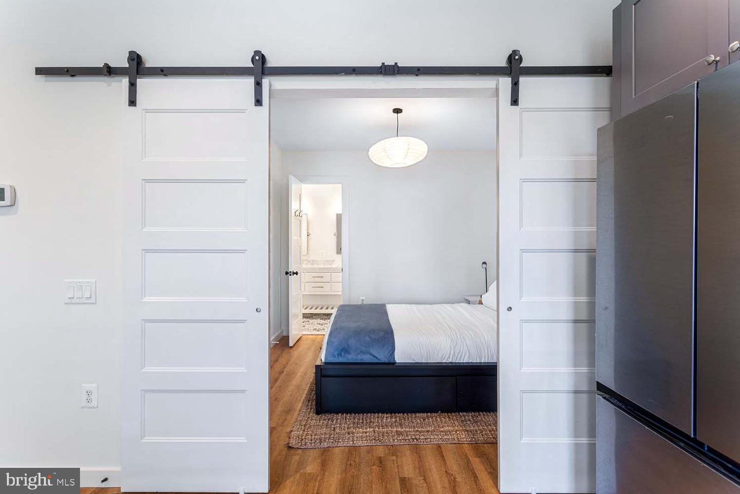 2465 18TH ST NW #4, WASHINGTON, District Of Columbia 20009, 1 Bedroom Bedrooms, ,1 BathroomBathrooms,Residential,For sale,2465 18TH ST NW #4,DCDC2229654 MLS # DCDC2229654