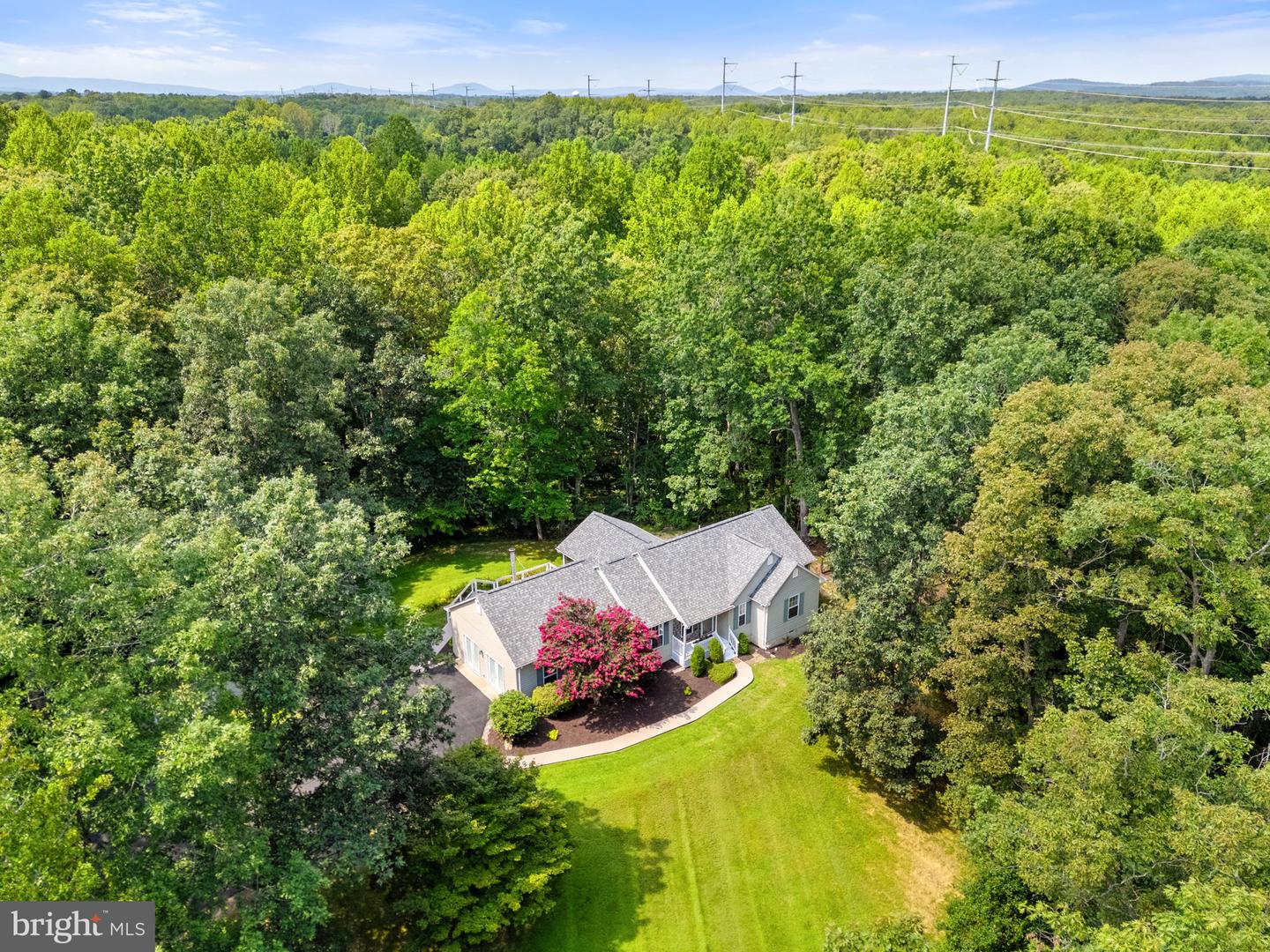 19257 SPRINGFIELD CIR, JEFFERSONTON, Virginia 22724, 3 Bedrooms Bedrooms, ,2 BathroomsBathrooms,Residential,For sale,19257 SPRINGFIELD CIR,VACU2011958 MLS # VACU2011958