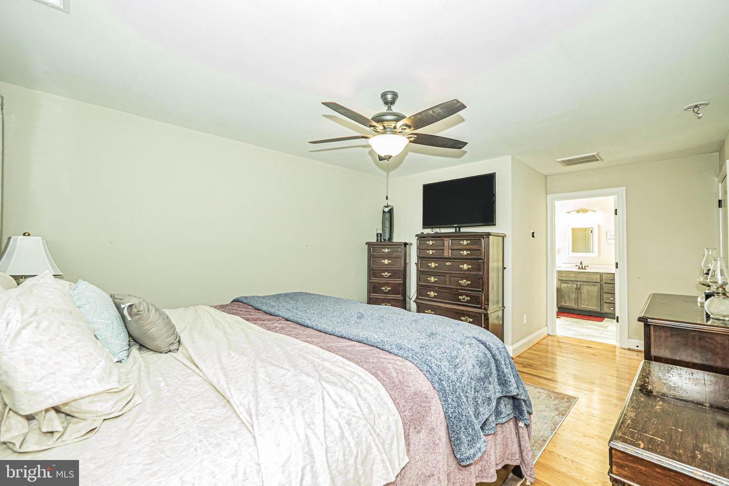 119 BUFFALO TRL, WINCHESTER, Virginia 22602, 5 Bedrooms Bedrooms, ,3 BathroomsBathrooms,Residential,For sale,119 BUFFALO TRL,VAFV2037766 MLS # VAFV2037766