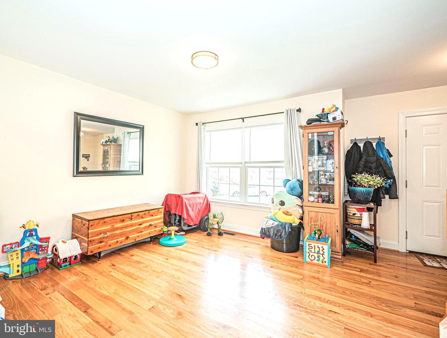 119 BUFFALO TRL, WINCHESTER, Virginia 22602, 5 Bedrooms Bedrooms, ,3 BathroomsBathrooms,Residential,For sale,119 BUFFALO TRL,VAFV2037766 MLS # VAFV2037766