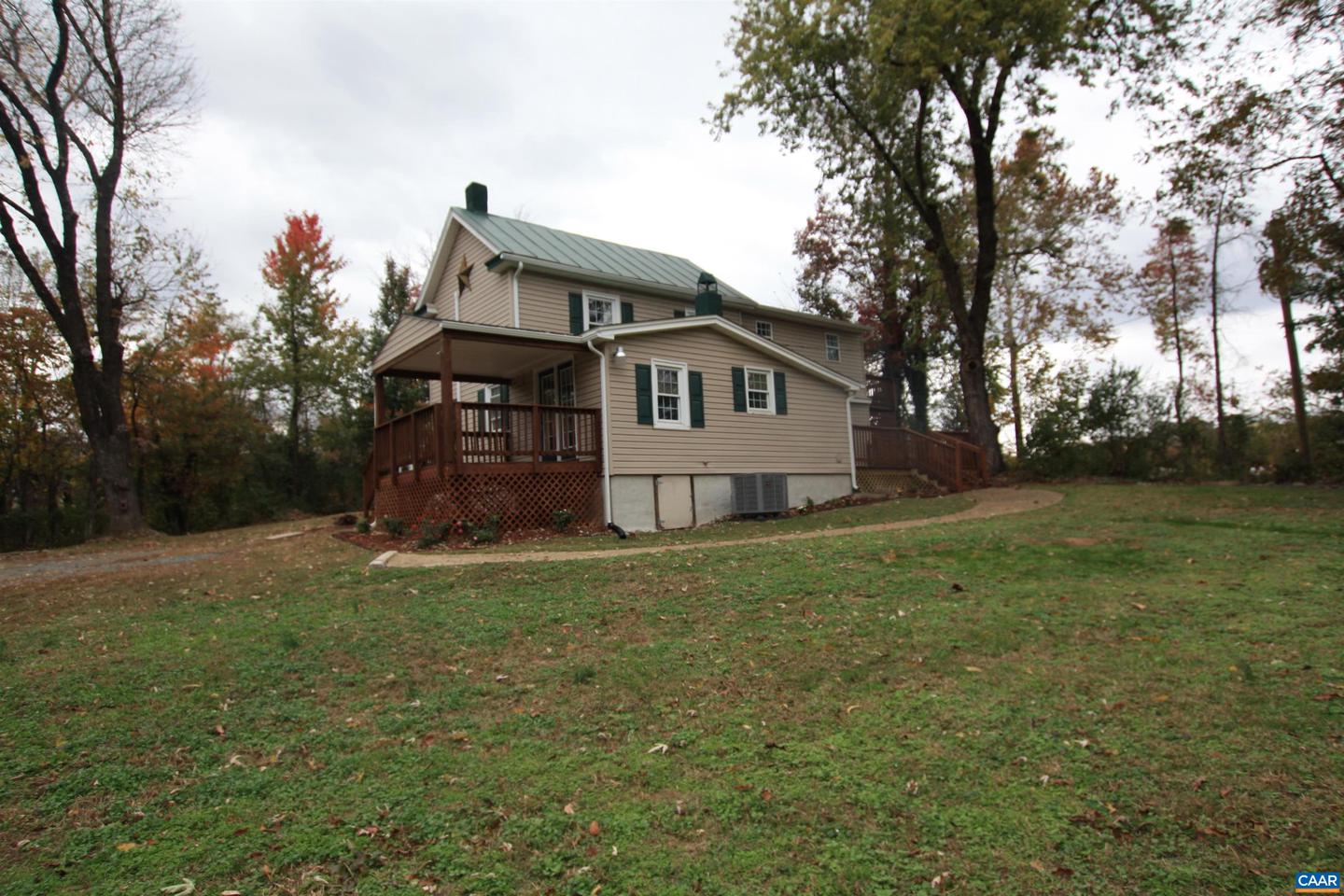 388 YANCEY MILL LN, CROZET, Virginia 22932, 4 Bedrooms Bedrooms, ,2 BathroomsBathrooms,Residential,For sale,388 YANCEY MILL LN,670577 MLS # 670577 388 YANCEY MILL LN, CROZET, Virginia 22932, 4 Bedrooms Bedrooms, ,2 BathroomsBathrooms,Residential,For sale,388 YANCEY MILL LN,670577 MLS # 670577