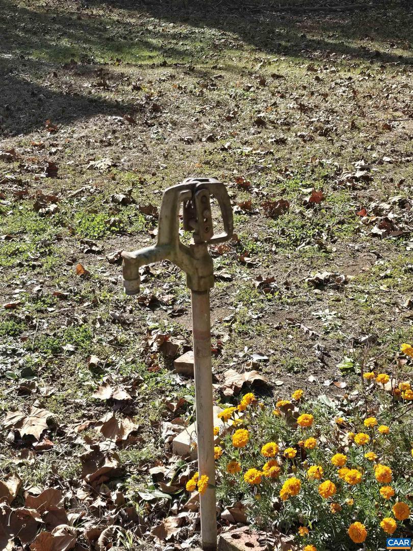 388 YANCEY MILL LN, CROZET, Virginia 22932, 4 Bedrooms Bedrooms, ,2 BathroomsBathrooms,Residential,For sale,388 YANCEY MILL LN,670577 MLS # 670577