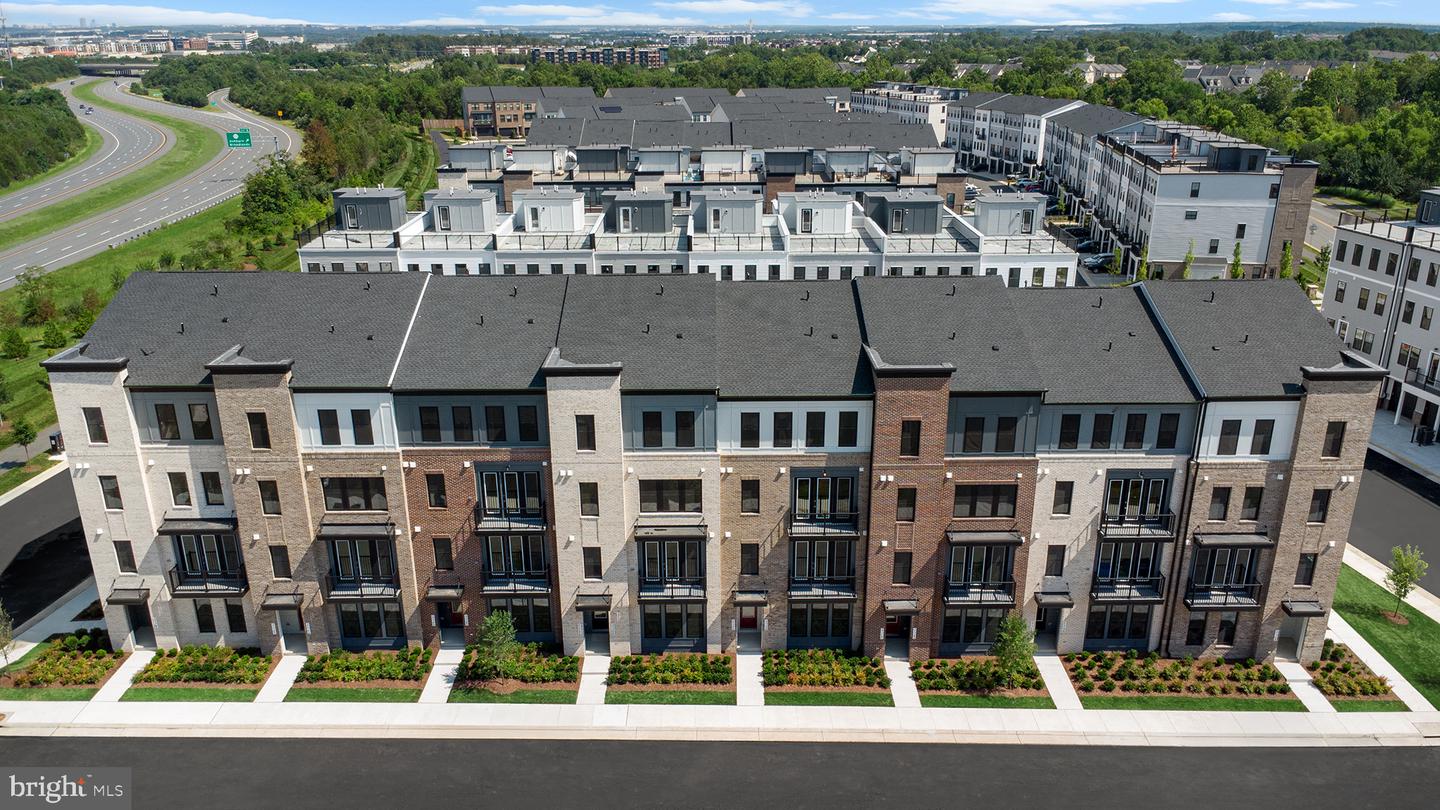 21748 DOLLIS HILL TER, BROADLANDS, Virginia 20148, 3 Bedrooms Bedrooms, ,2 BathroomsBathrooms,Residential,For sale,21748 DOLLIS HILL TER,VALO2110092 MLS # VALO2110092