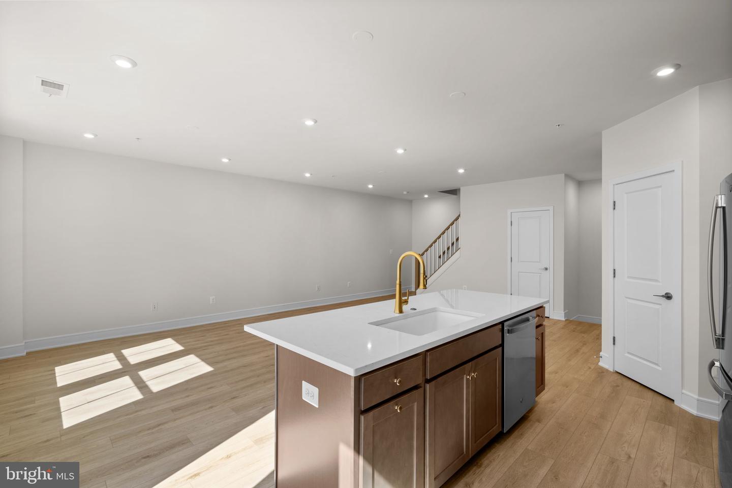 21748 DOLLIS HILL TER, BROADLANDS, Virginia 20148, 3 Bedrooms Bedrooms, ,2 BathroomsBathrooms,Residential,For sale,21748 DOLLIS HILL TER,VALO2110092 MLS # VALO2110092