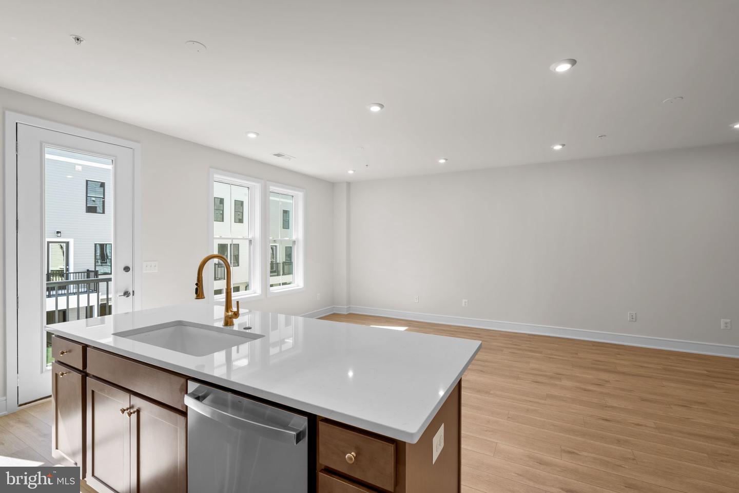 21748 DOLLIS HILL TER, BROADLANDS, Virginia 20148, 3 Bedrooms Bedrooms, ,2 BathroomsBathrooms,Residential,For sale,21748 DOLLIS HILL TER,VALO2110092 MLS # VALO2110092