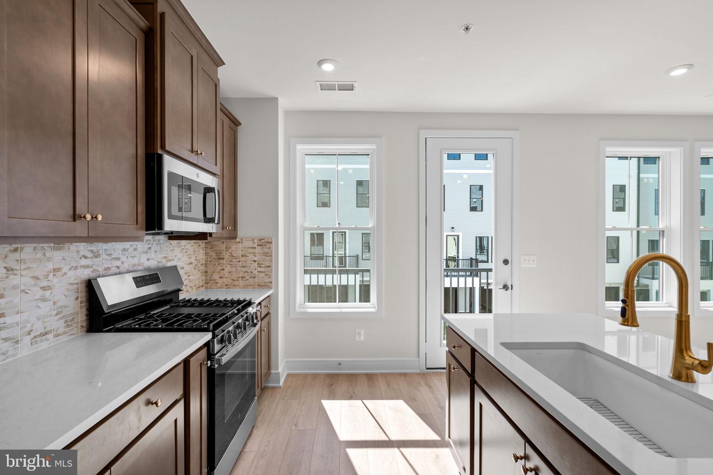 21748 DOLLIS HILL TER, BROADLANDS, Virginia 20148, 3 Bedrooms Bedrooms, ,2 BathroomsBathrooms,Residential,For sale,21748 DOLLIS HILL TER,VALO2110092 MLS # VALO2110092