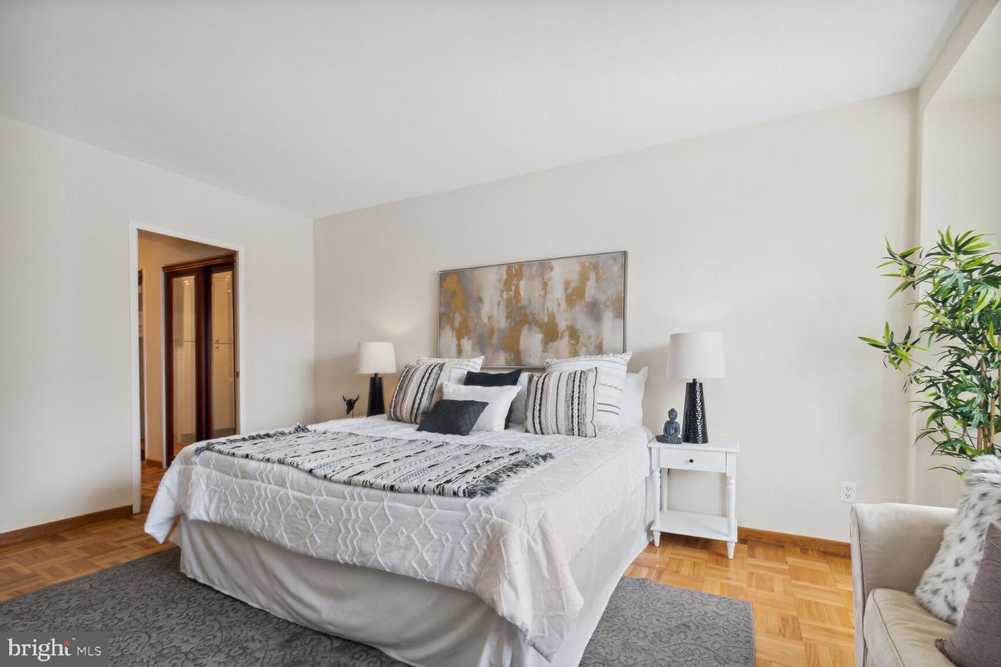 2475 VIRGINIA AVE NW #721, WASHINGTON, District Of Columbia 20037, 3 Bedrooms Bedrooms, ,2 BathroomsBathrooms,Residential,For sale,2475 VIRGINIA AVE NW #721,DCDC2229670 MLS # DCDC2229670 2475 VIRGINIA AVE NW #721, WASHINGTON, District Of Columbia 20037, 3 Bedrooms Bedrooms, ,2 BathroomsBathrooms,Residential,For sale,2475 VIRGINIA AVE NW #721,DCDC2229670 MLS # DCDC2229670