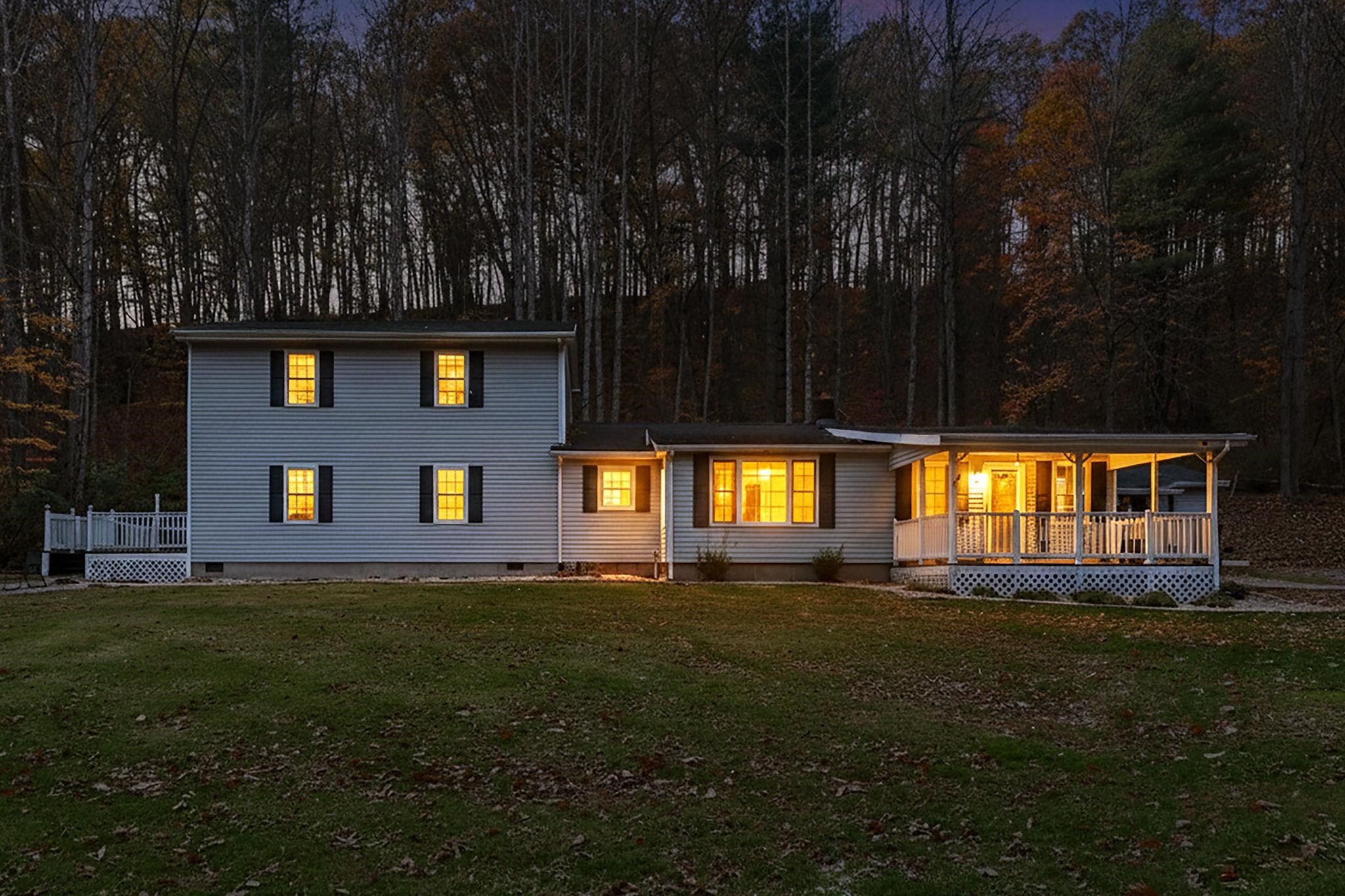 887 BRIGHT HOLLOW RD, DEERFIELD, Virginia 24432, 5 Bedrooms Bedrooms, ,2 BathroomsBathrooms,Residential,Privacy/Location #WINNING,887 BRIGHT HOLLOW RD,670584 MLS # 670584 887 BRIGHT HOLLOW RD, DEERFIELD, Virginia 24432, 5 Bedrooms Bedrooms, ,2 BathroomsBathrooms,Residential,Privacy/Location #WINNING,887 BRIGHT HOLLOW RD,670584 MLS # 670584