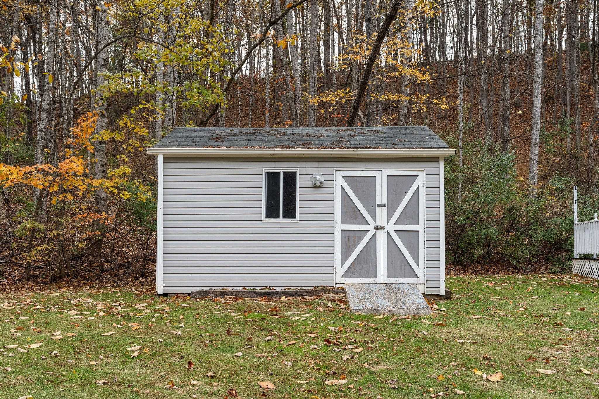 887 BRIGHT HOLLOW RD, DEERFIELD, Virginia 24432, 5 Bedrooms Bedrooms, ,2 BathroomsBathrooms,Residential,Privacy/Location #WINNING,887 BRIGHT HOLLOW RD,670584 MLS # 670584 887 BRIGHT HOLLOW RD, DEERFIELD, Virginia 24432, 5 Bedrooms Bedrooms, ,2 BathroomsBathrooms,Residential,Privacy/Location #WINNING,887 BRIGHT HOLLOW RD,670584 MLS # 670584