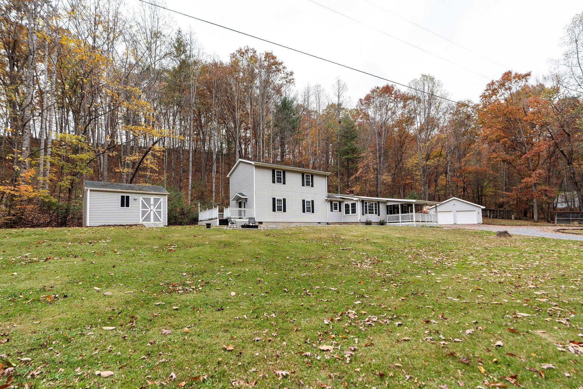 887 BRIGHT HOLLOW RD, DEERFIELD, Virginia 24432, 5 Bedrooms Bedrooms, ,2 BathroomsBathrooms,Residential,Privacy/Location #WINNING,887 BRIGHT HOLLOW RD,670584 MLS # 670584 887 BRIGHT HOLLOW RD, DEERFIELD, Virginia 24432, 5 Bedrooms Bedrooms, ,2 BathroomsBathrooms,Residential,Privacy/Location #WINNING,887 BRIGHT HOLLOW RD,670584 MLS # 670584