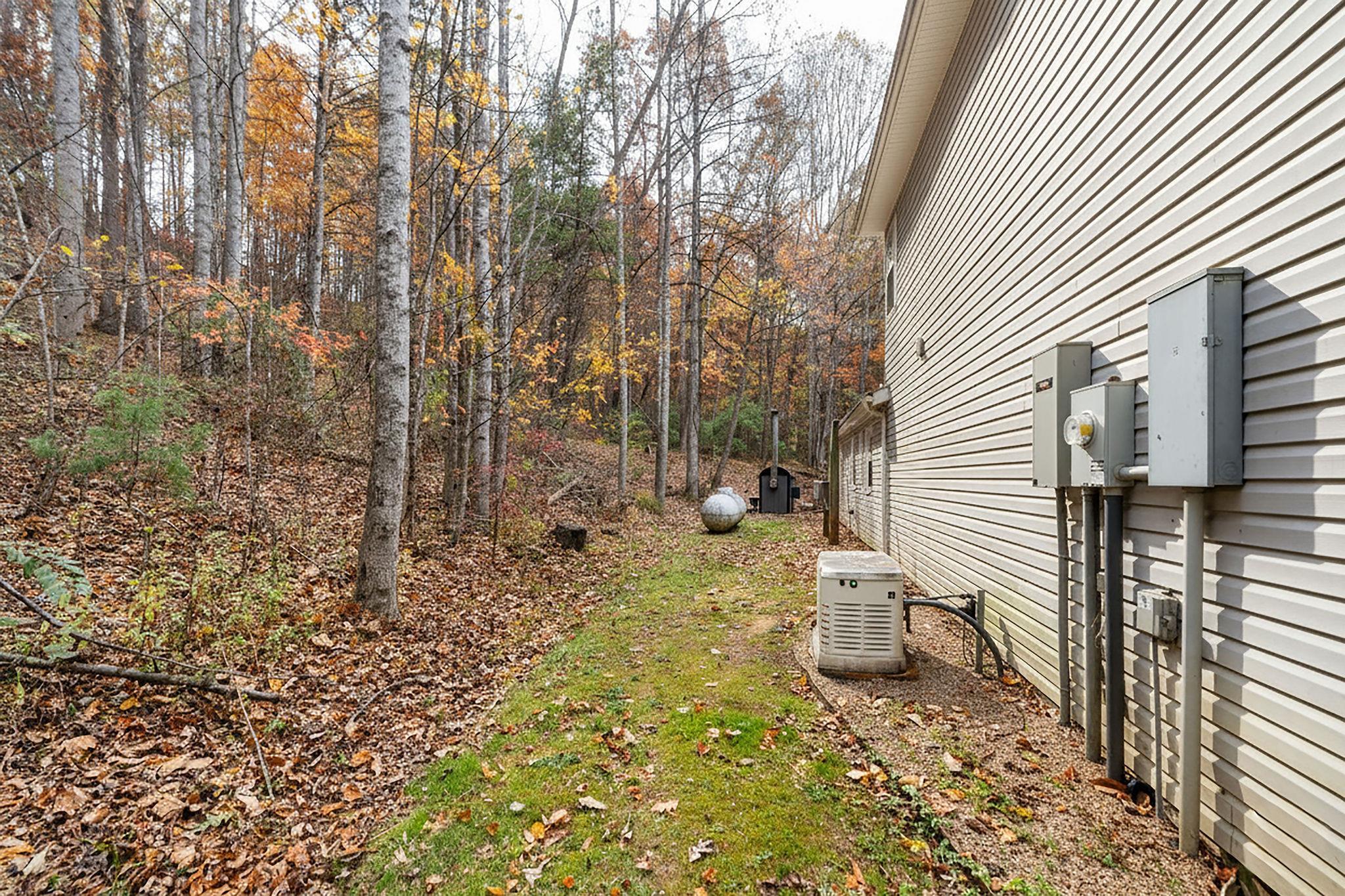 887 BRIGHT HOLLOW RD, DEERFIELD, Virginia 24432, 5 Bedrooms Bedrooms, ,2 BathroomsBathrooms,Residential,Privacy/Location #WINNING,887 BRIGHT HOLLOW RD,670584 MLS # 670584 887 BRIGHT HOLLOW RD, DEERFIELD, Virginia 24432, 5 Bedrooms Bedrooms, ,2 BathroomsBathrooms,Residential,Privacy/Location #WINNING,887 BRIGHT HOLLOW RD,670584 MLS # 670584