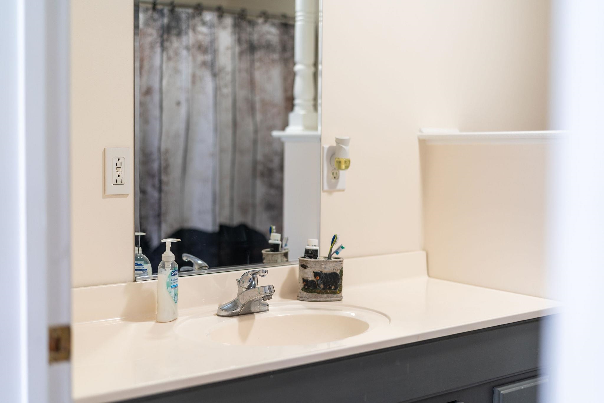 887 BRIGHT HOLLOW RD, DEERFIELD, Virginia 24432, 5 Bedrooms Bedrooms, ,2 BathroomsBathrooms,Residential,Privacy/Location #WINNING,887 BRIGHT HOLLOW RD,670584 MLS # 670584 887 BRIGHT HOLLOW RD, DEERFIELD, Virginia 24432, 5 Bedrooms Bedrooms, ,2 BathroomsBathrooms,Residential,Privacy/Location #WINNING,887 BRIGHT HOLLOW RD,670584 MLS # 670584