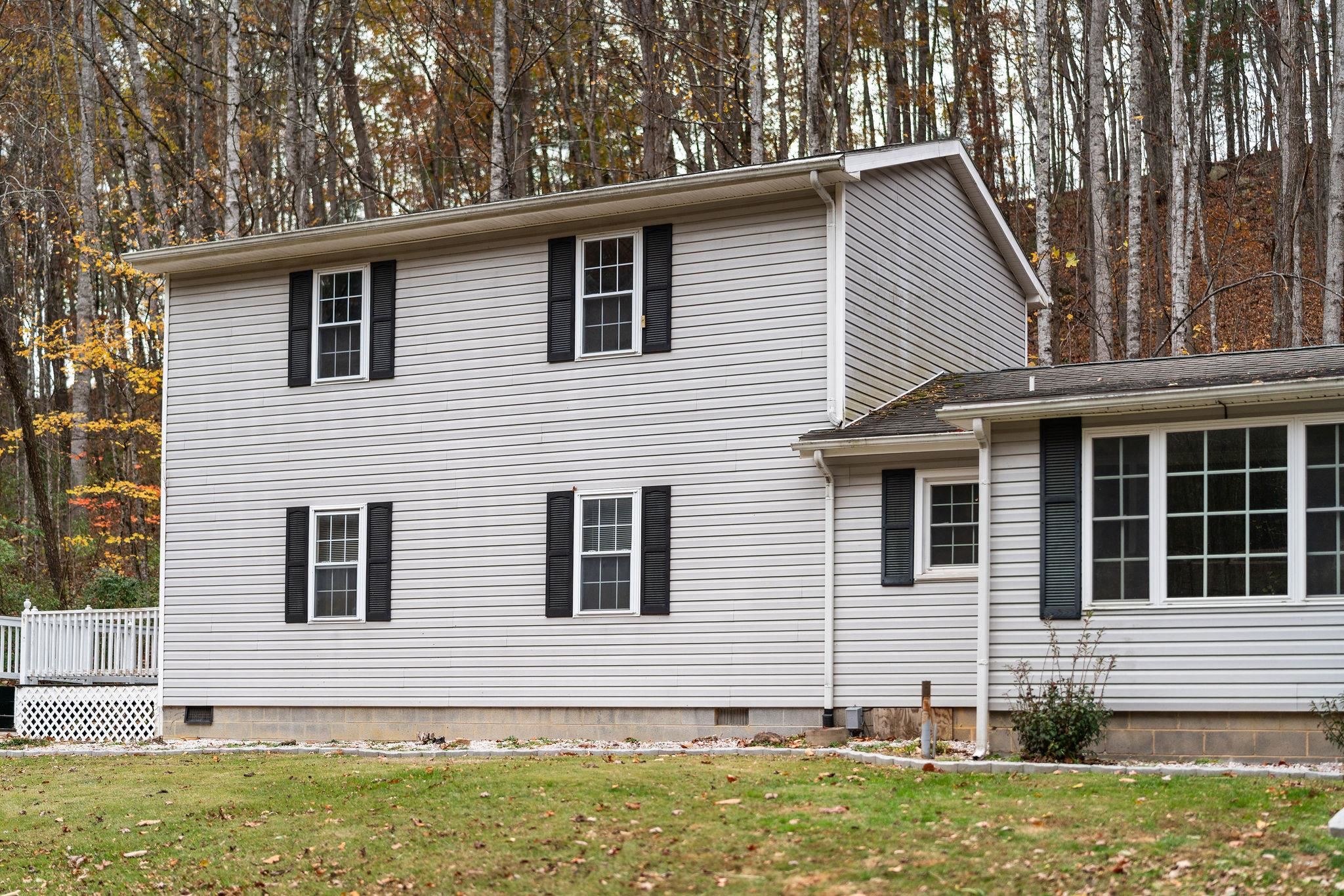 887 BRIGHT HOLLOW RD, DEERFIELD, Virginia 24432, 5 Bedrooms Bedrooms, ,2 BathroomsBathrooms,Residential,Privacy/Location #WINNING,887 BRIGHT HOLLOW RD,670584 MLS # 670584 887 BRIGHT HOLLOW RD, DEERFIELD, Virginia 24432, 5 Bedrooms Bedrooms, ,2 BathroomsBathrooms,Residential,Privacy/Location #WINNING,887 BRIGHT HOLLOW RD,670584 MLS # 670584