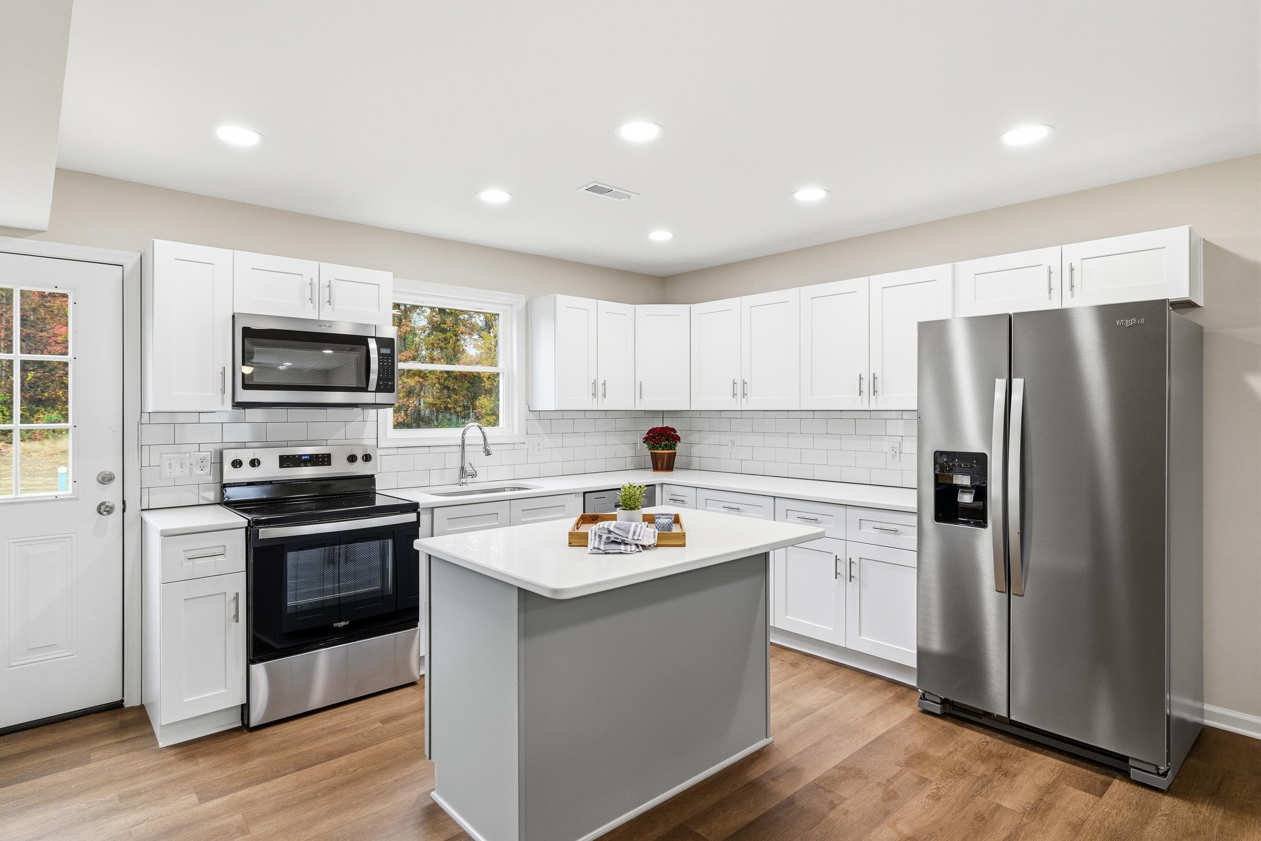 129 21ST ST, GROTTOES, Virginia 24441, 3 Bedrooms Bedrooms, ,2 BathroomsBathrooms,Residential,129 21ST ST,670588 MLS # 670588