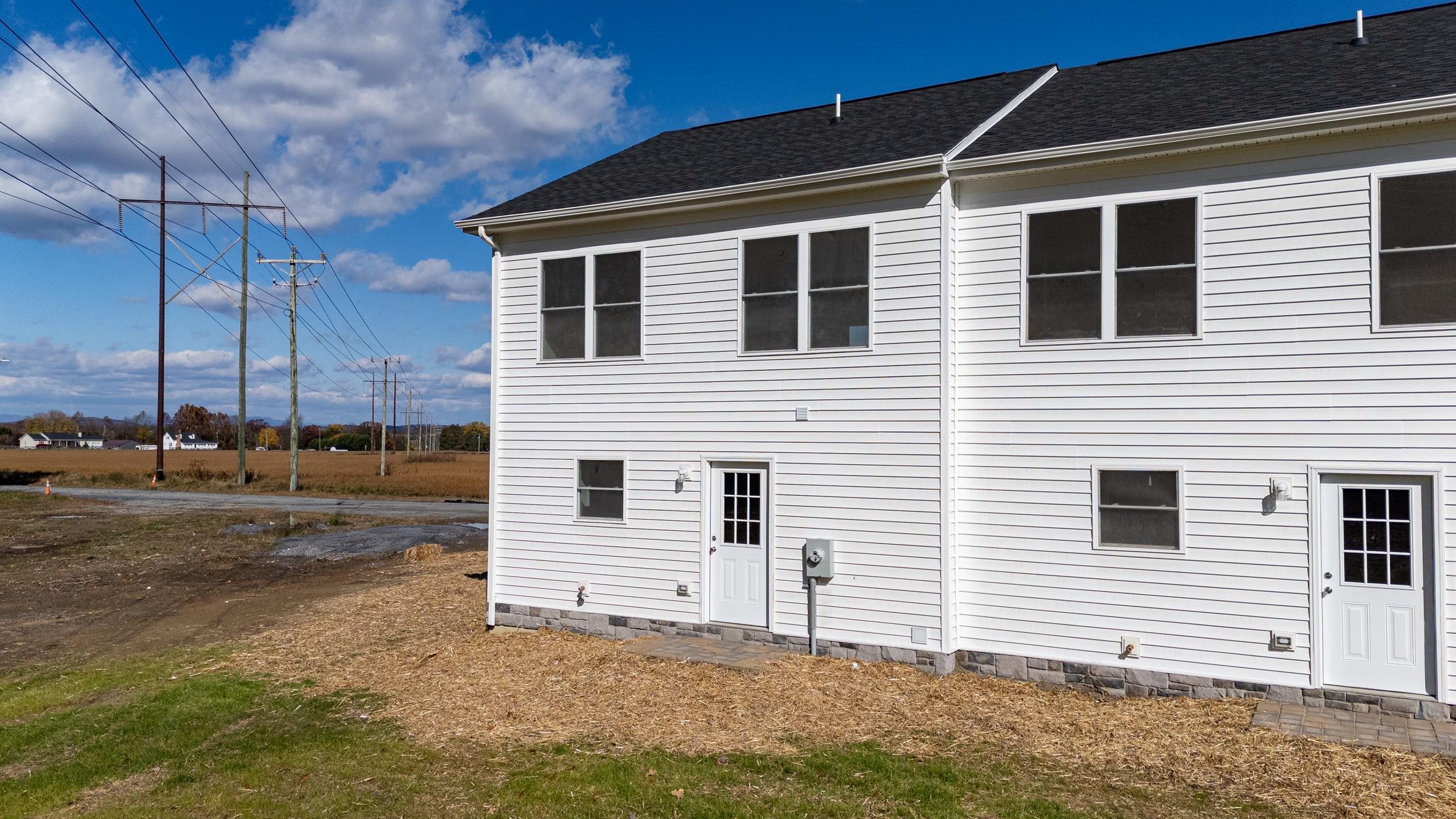 129 21ST ST, GROTTOES, Virginia 24441, 3 Bedrooms Bedrooms, ,2 BathroomsBathrooms,Residential,129 21ST ST,670588 MLS # 670588