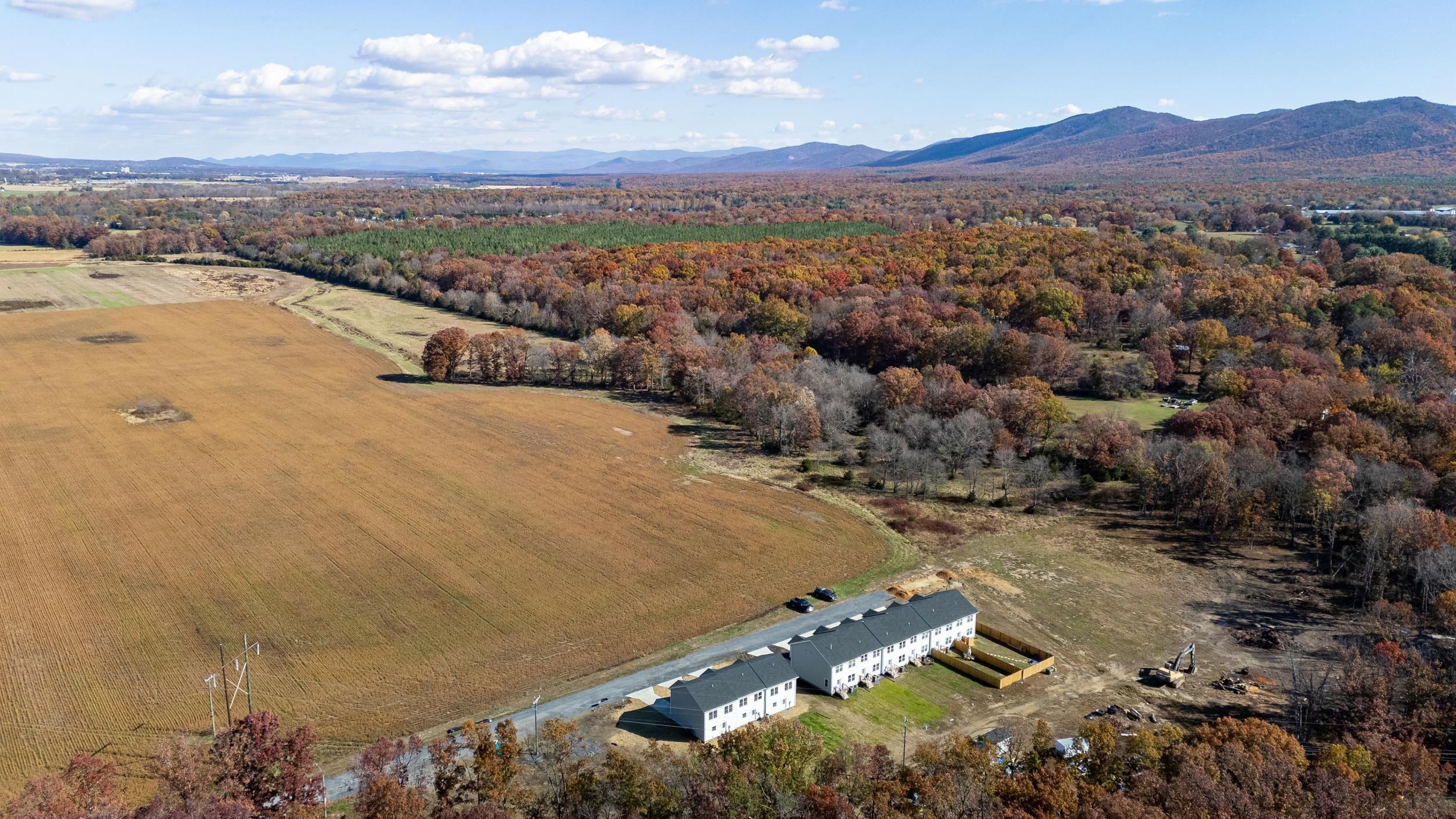 129 21ST ST, GROTTOES, Virginia 24441, 3 Bedrooms Bedrooms, ,2 BathroomsBathrooms,Residential,129 21ST ST,670588 MLS # 670588