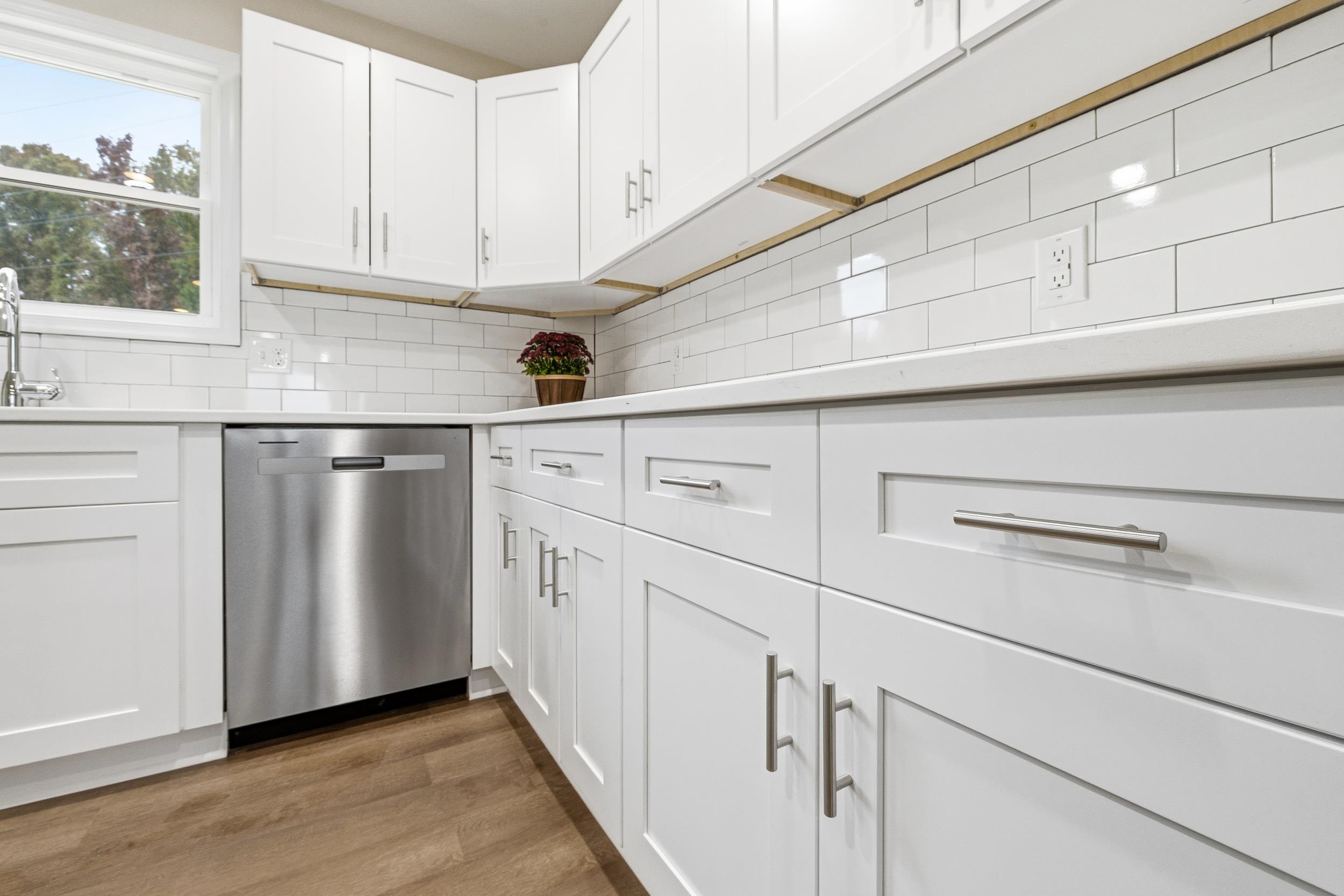 129 21ST ST, GROTTOES, Virginia 24441, 3 Bedrooms Bedrooms, ,2 BathroomsBathrooms,Residential,129 21ST ST,670588 MLS # 670588