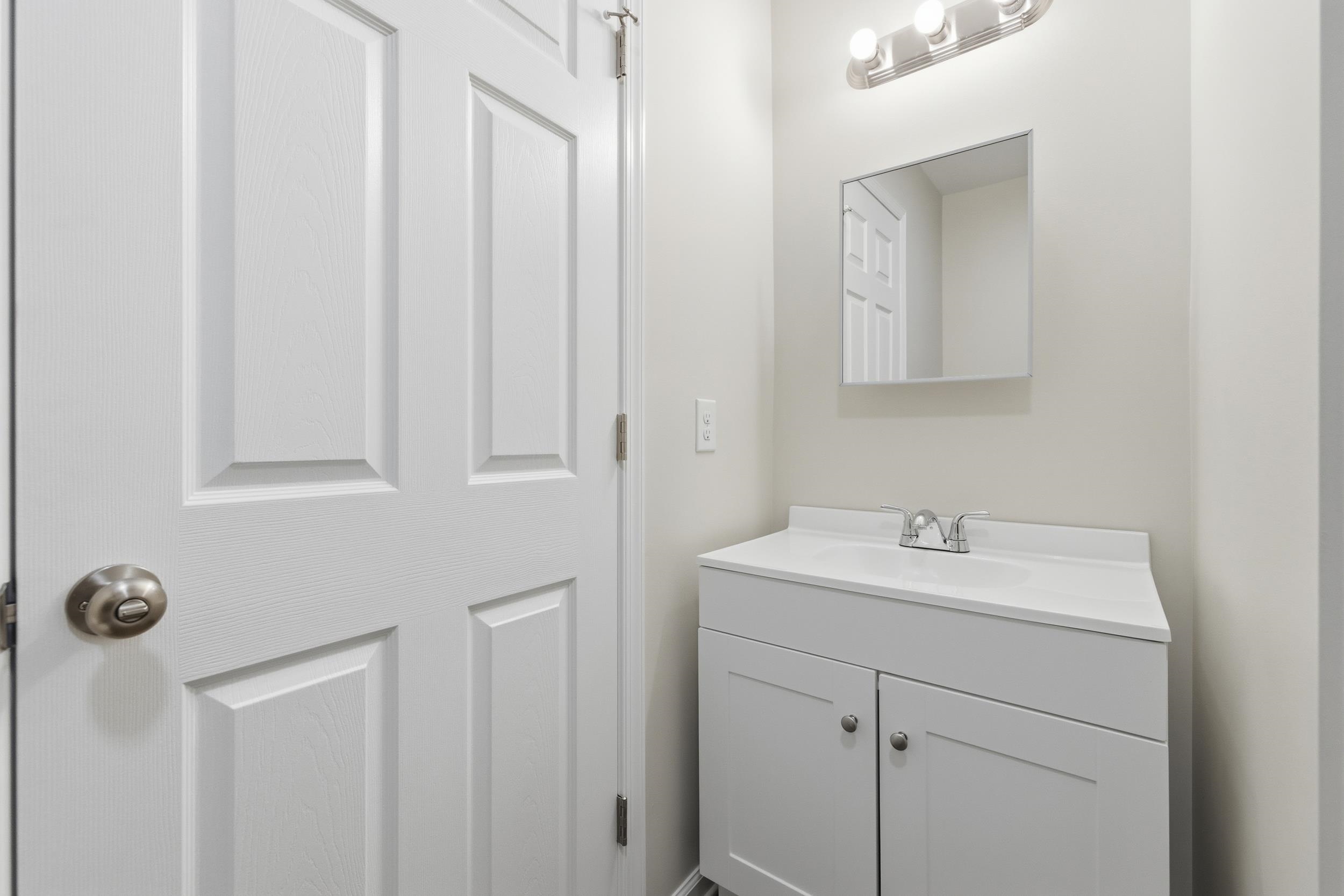 125 21ST ST, GROTTOES, Virginia 24441, 3 Bedrooms Bedrooms, ,2 BathroomsBathrooms,Residential,125 21ST ST,670591 MLS # 670591