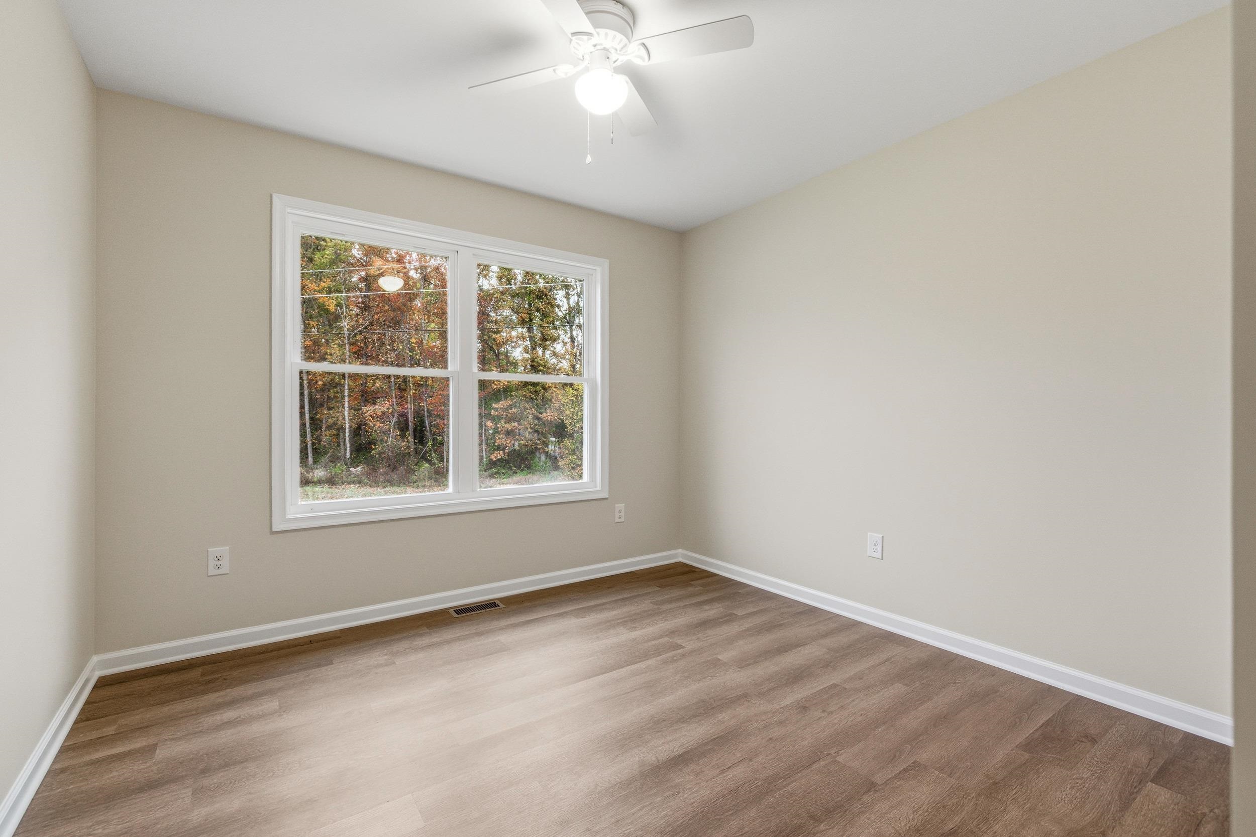 127 21ST ST, GROTTOES, Virginia 24441, 3 Bedrooms Bedrooms, ,2 BathroomsBathrooms,Residential,127 21ST ST,670592 MLS # 670592