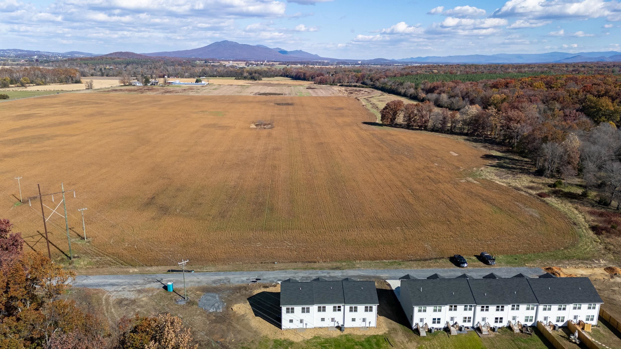 127 21ST ST, GROTTOES, Virginia 24441, 3 Bedrooms Bedrooms, ,2 BathroomsBathrooms,Residential,127 21ST ST,670592 MLS # 670592