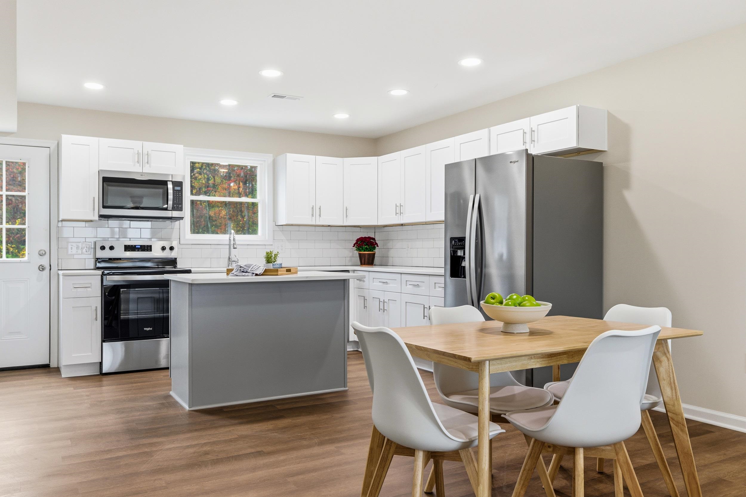 127 21ST ST, GROTTOES, Virginia 24441, 3 Bedrooms Bedrooms, ,2 BathroomsBathrooms,Residential,127 21ST ST,670592 MLS # 670592