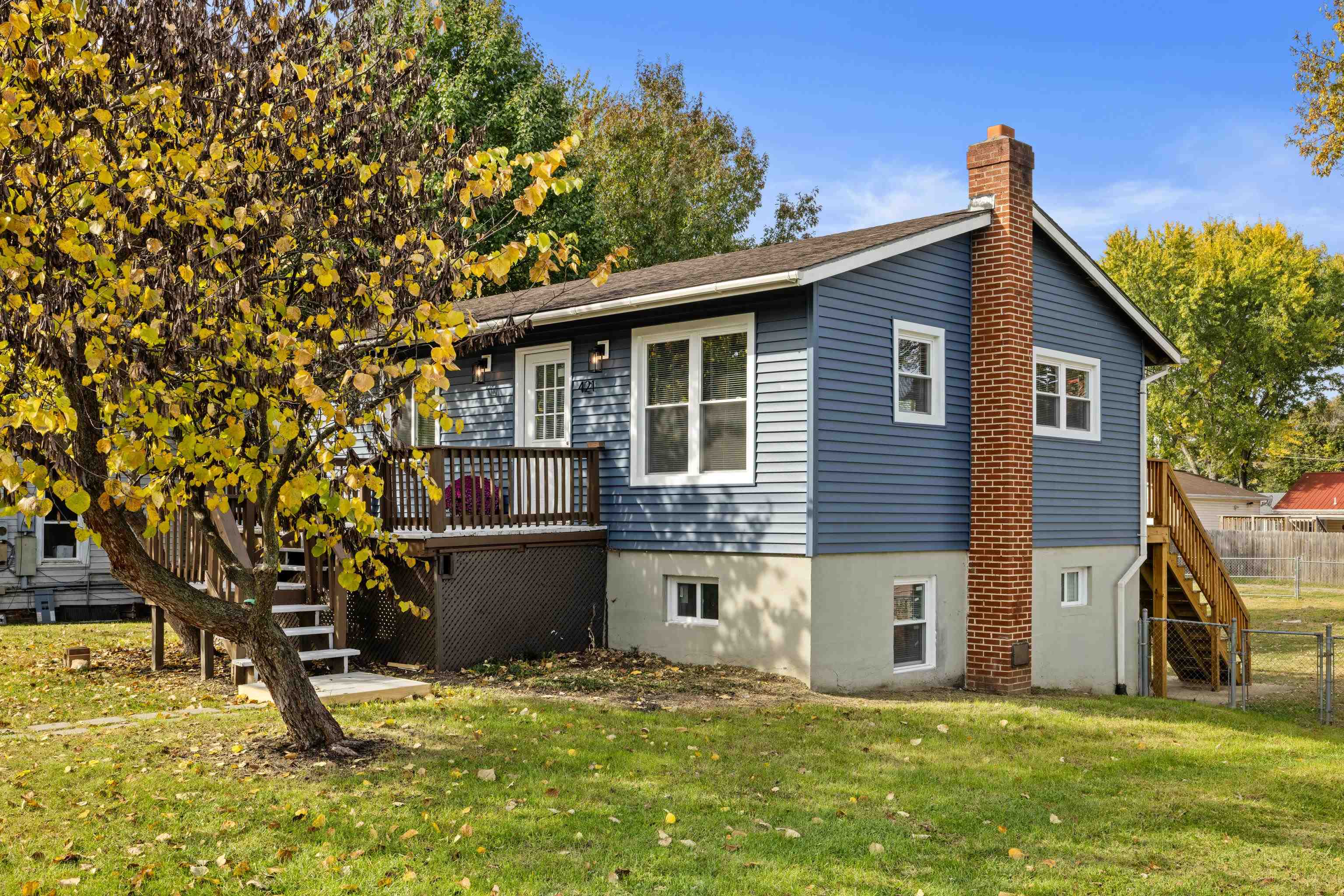 421 N CHARLOTTE AVE, WAYNESBORO, Virginia 22980, 5 Bedrooms Bedrooms, ,4 BathroomsBathrooms,Residential,421 N CHARLOTTE AVE,670593 MLS # 670593