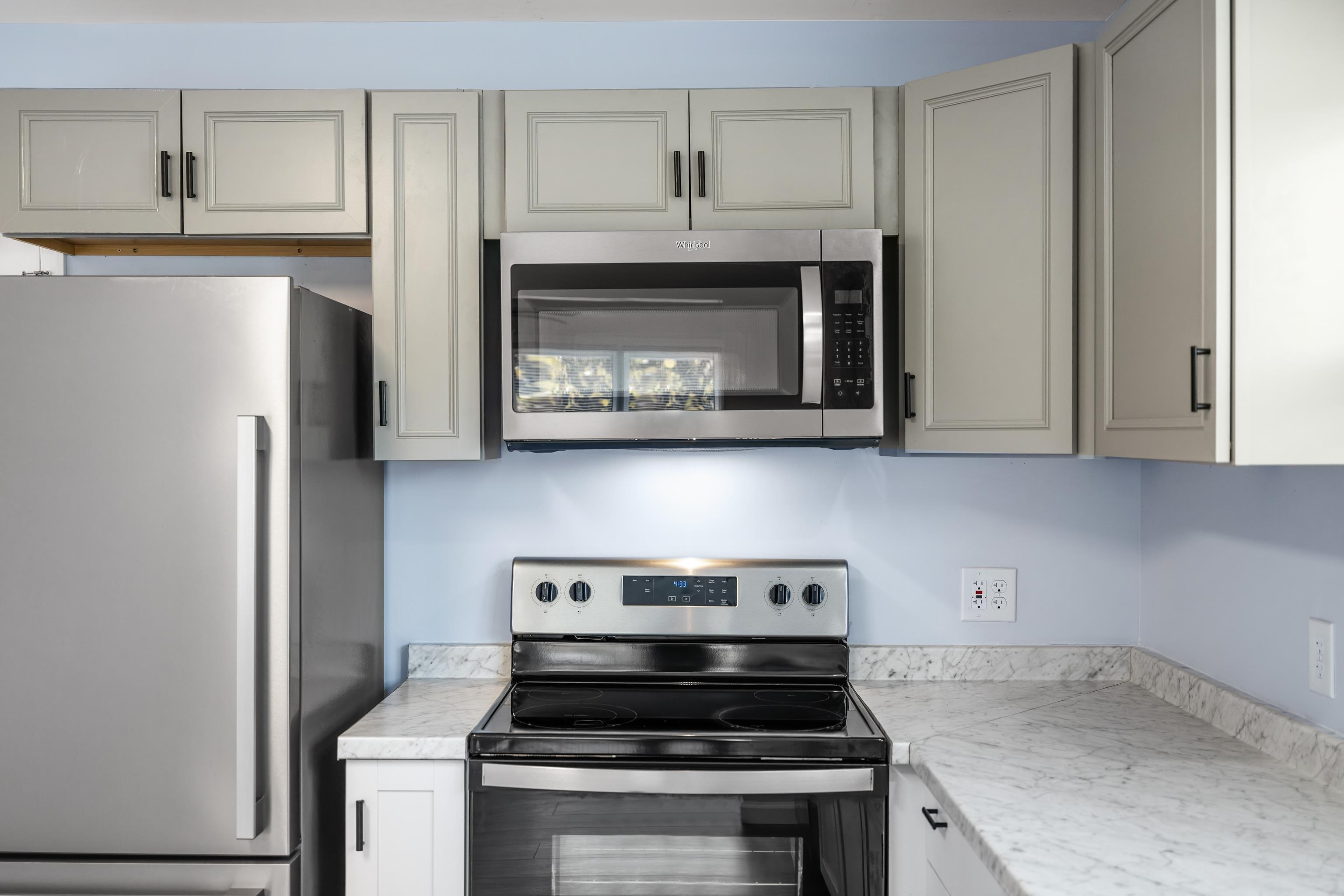 421 N CHARLOTTE AVE, WAYNESBORO, Virginia 22980, 5 Bedrooms Bedrooms, ,4 BathroomsBathrooms,Residential,421 N CHARLOTTE AVE,670593 MLS # 670593